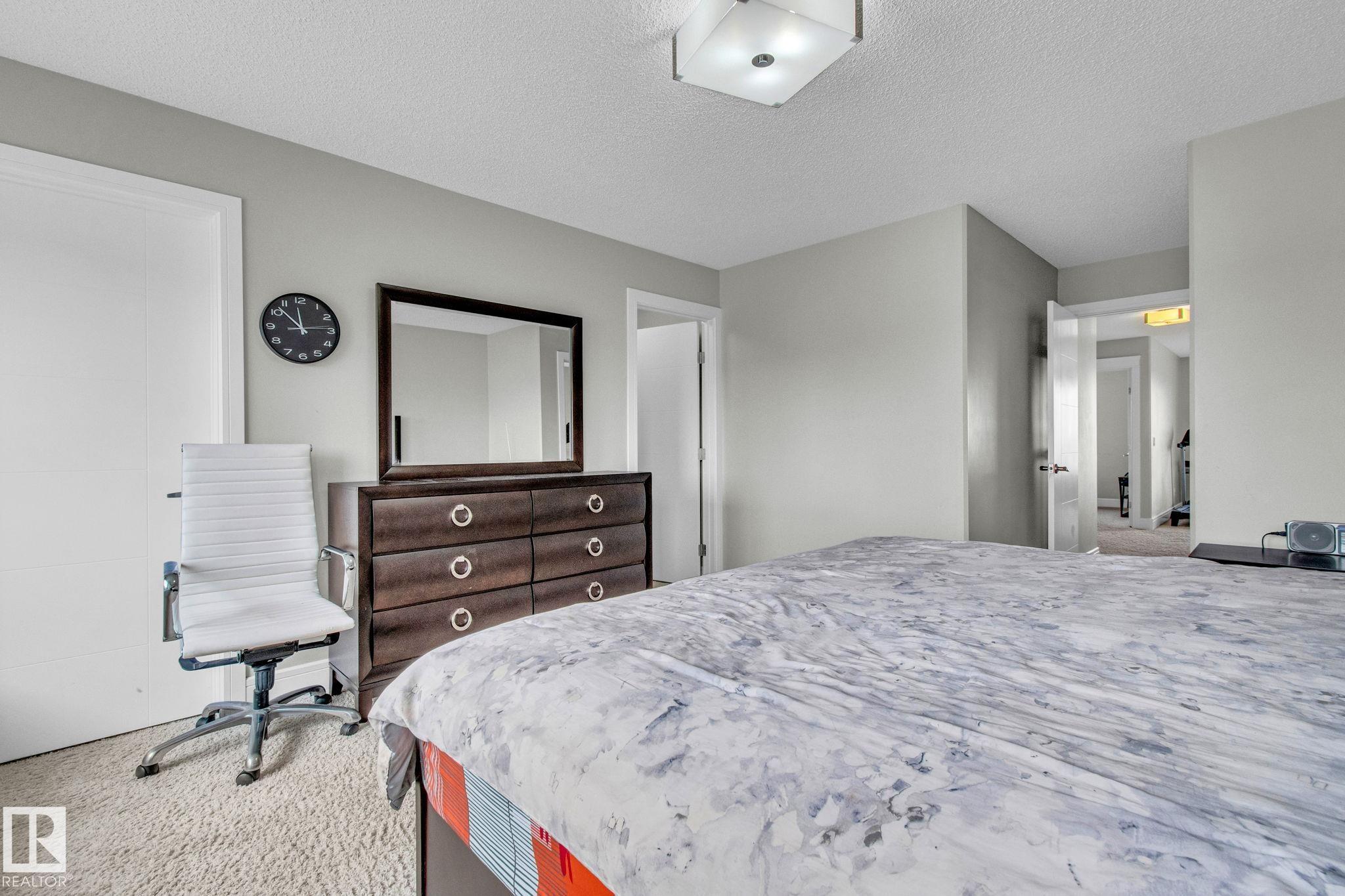 Photo 9 at 16404 12 Avenue SW, Glenridding Heights, Edmonton