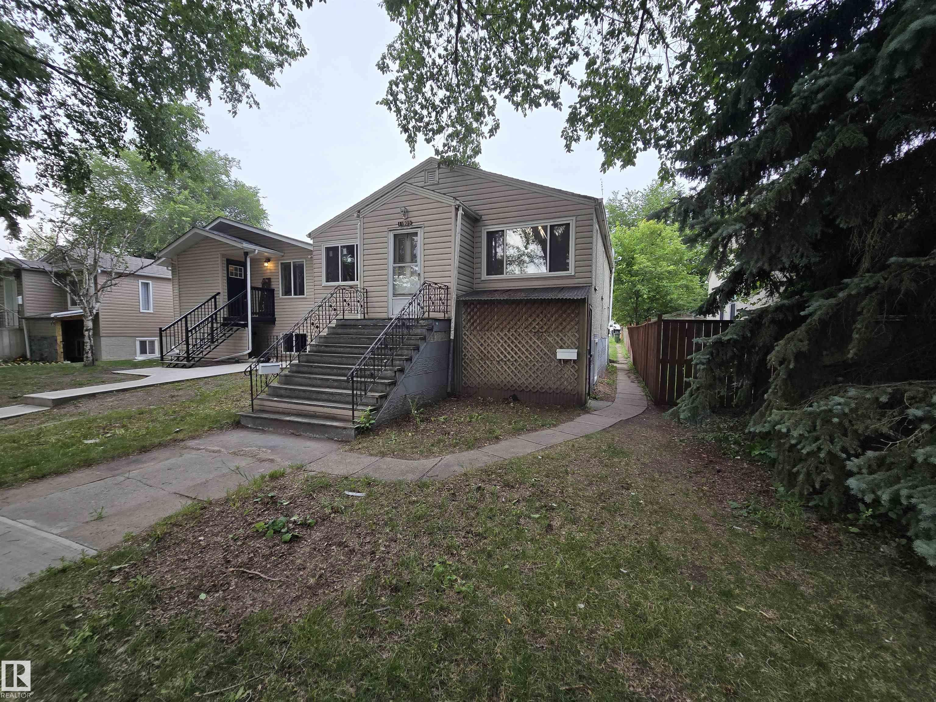11905 70 Street NW, Montrose, Edmonton 