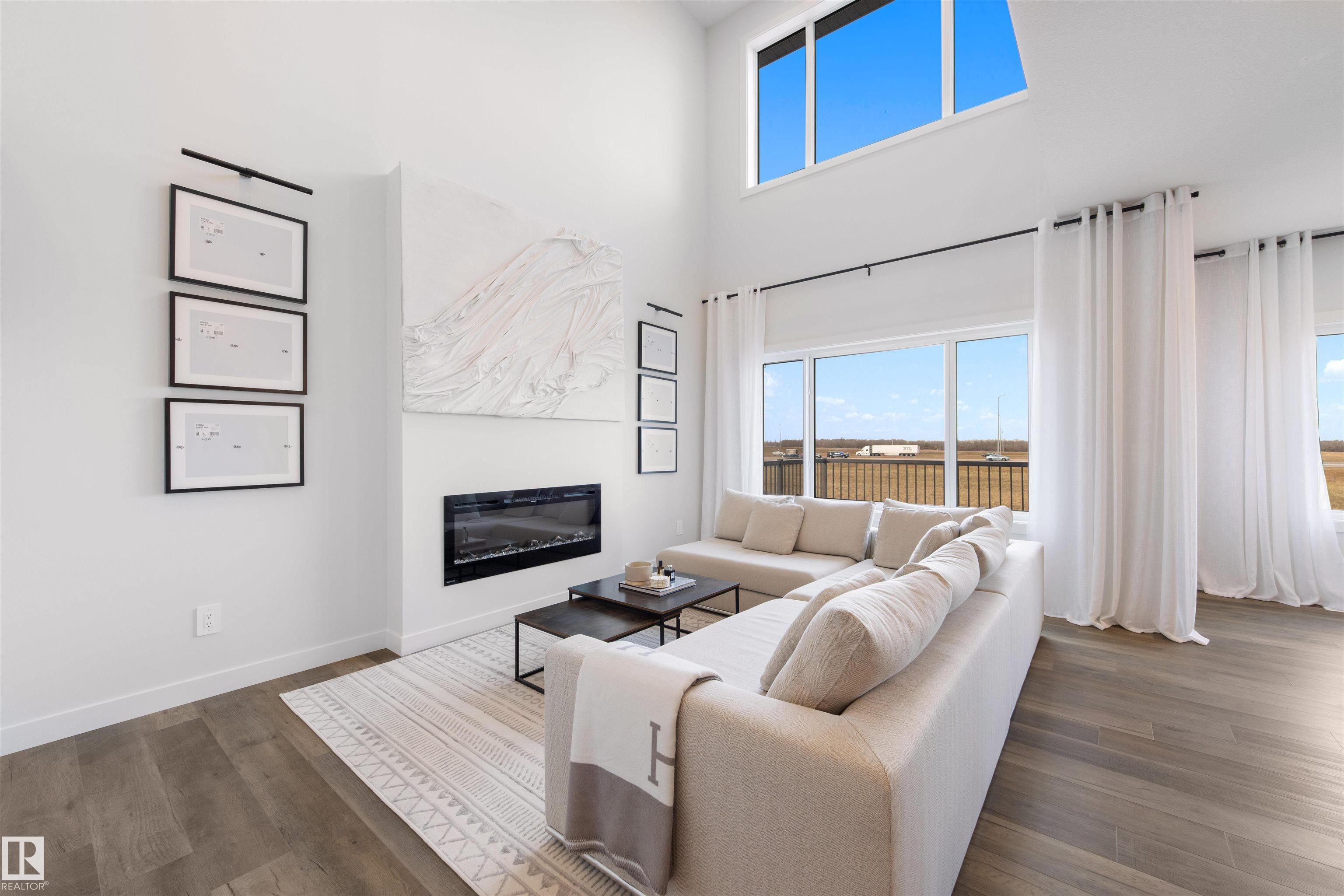 Photo 11 at 9332 183 Avenue NW, Klarvatten, Edmonton