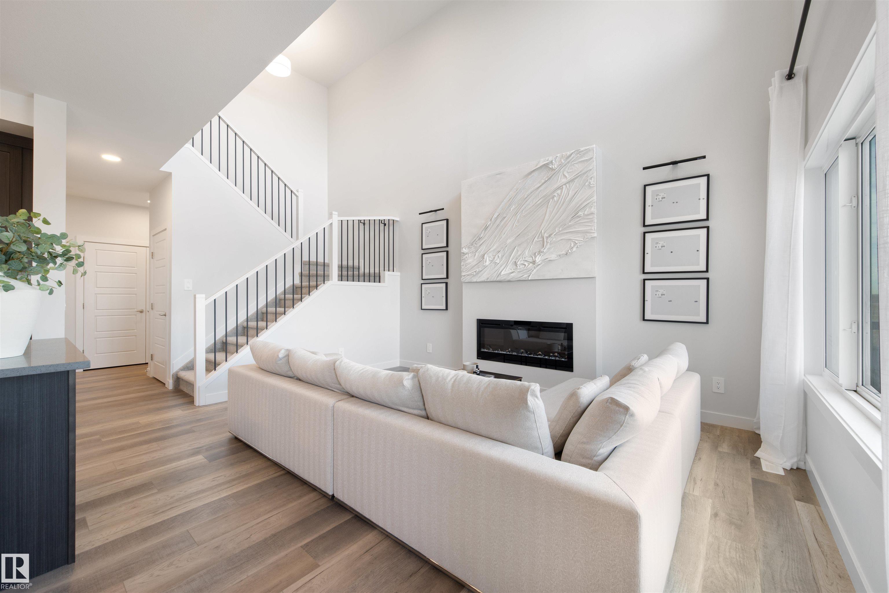 Photo 12 at 9332 183 Avenue NW, Klarvatten, Edmonton