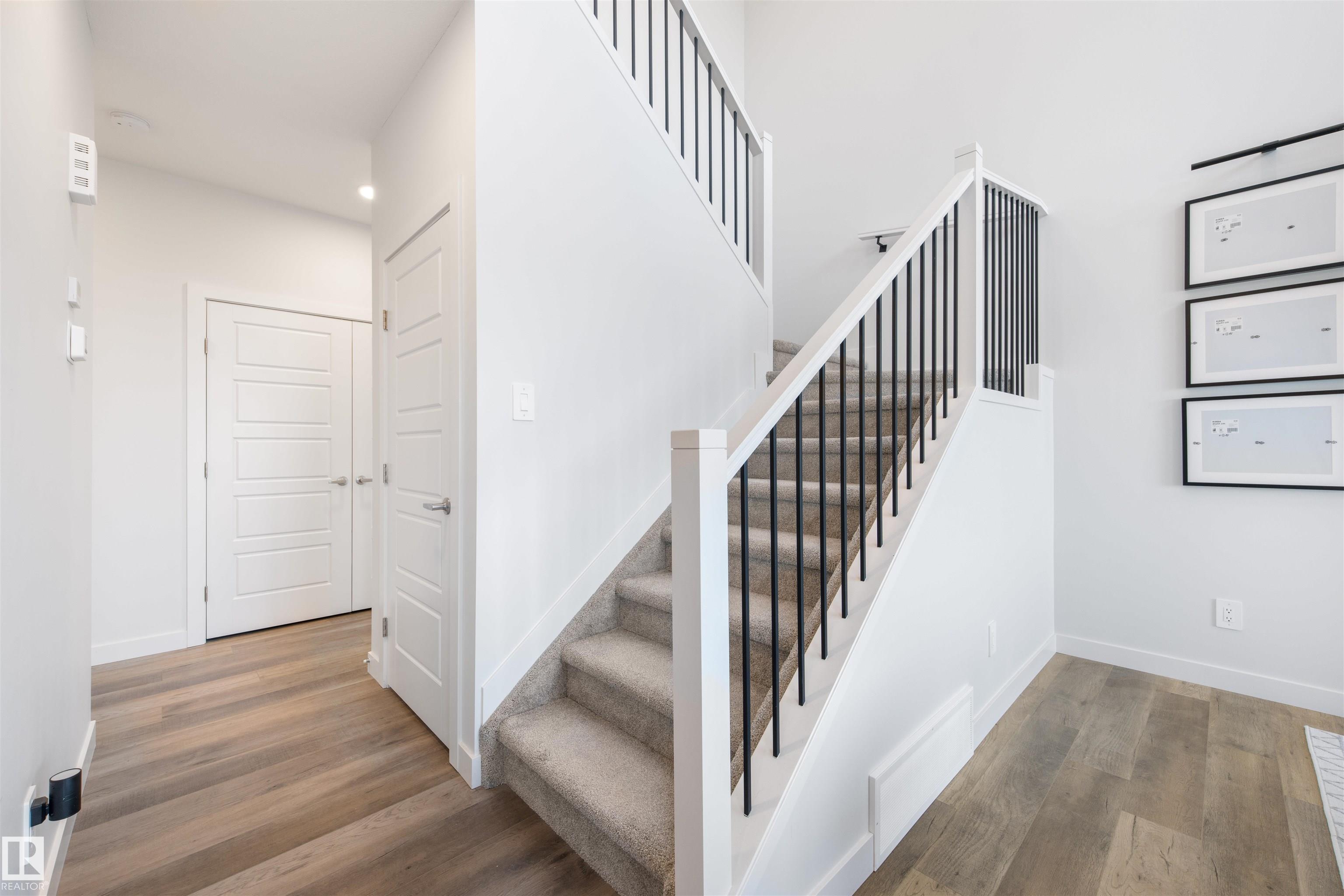 Photo 10 at 9332 183 Avenue NW, Klarvatten, Edmonton