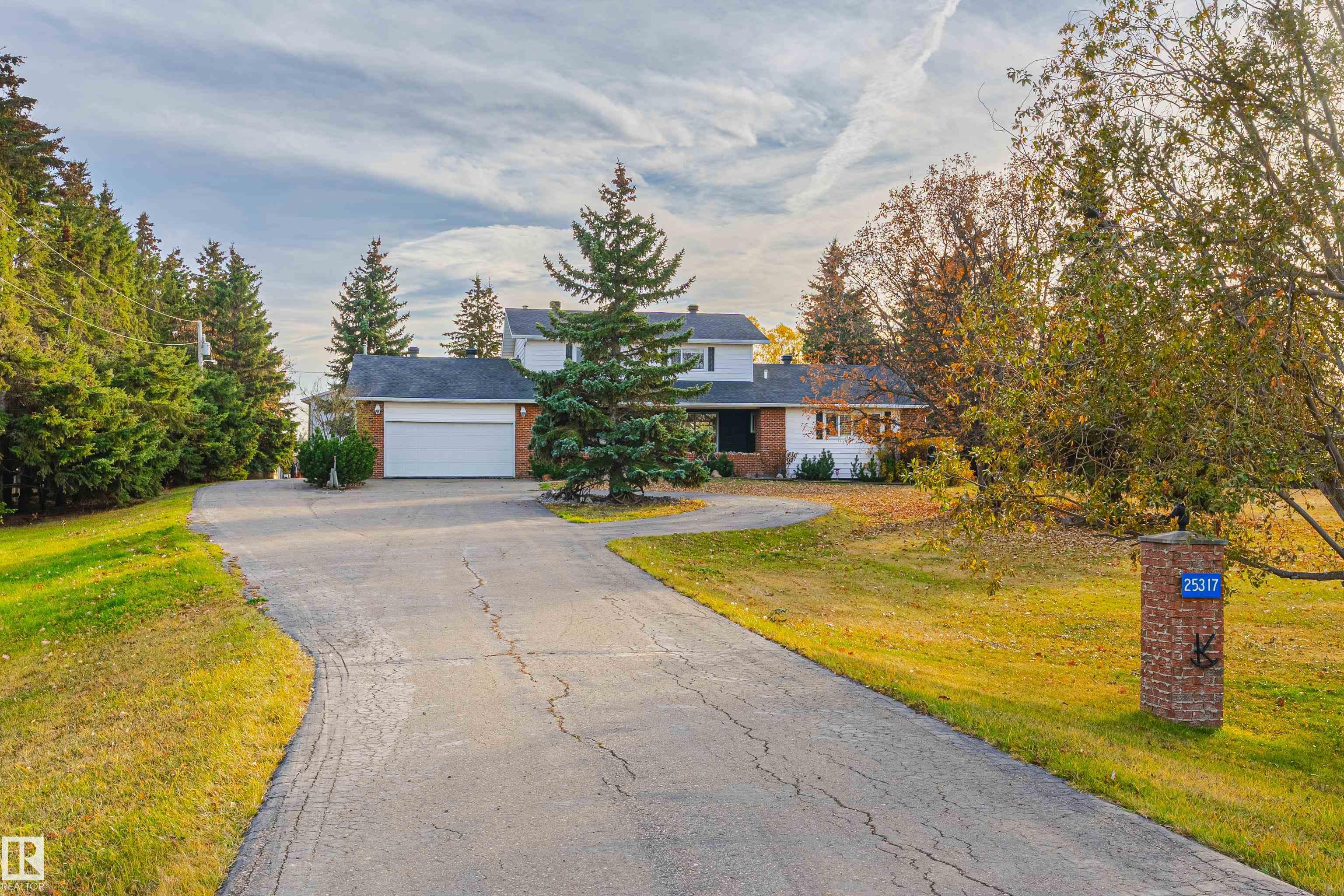 Photo 2 at 25317 Twp 580, None, Rural Sturgeon County