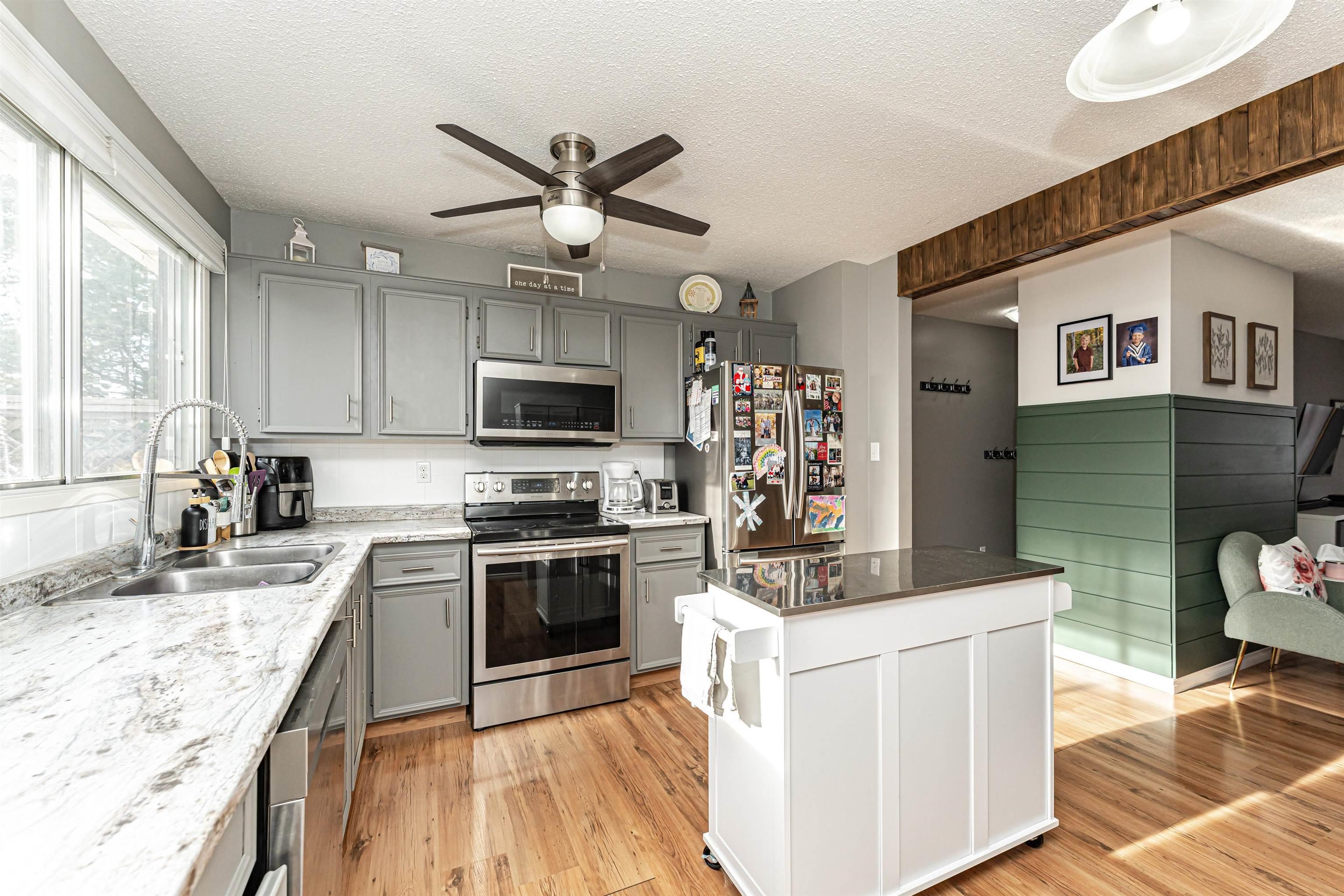 Photo 16 at 10703 95 Avenue, Morinville