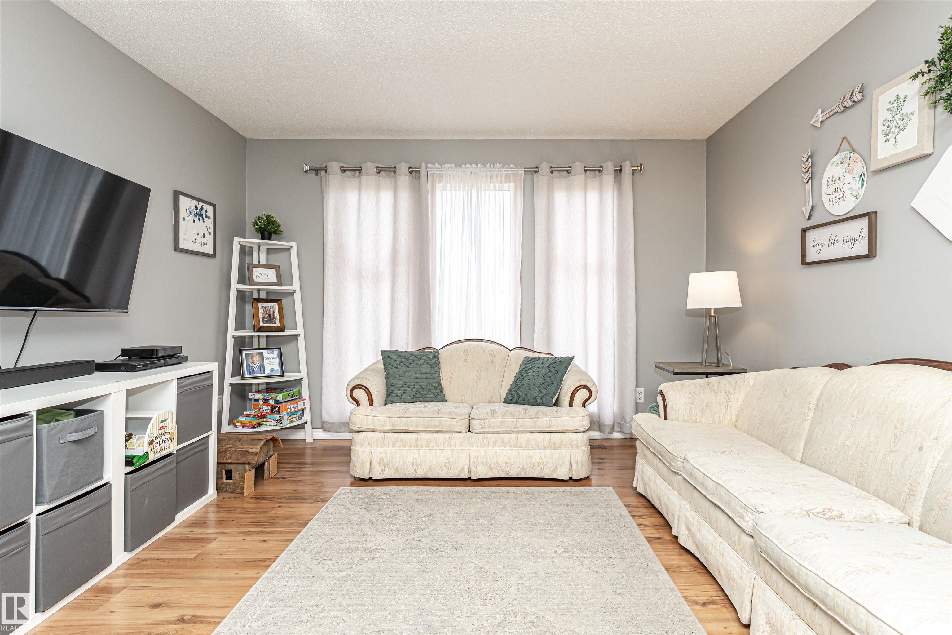 Photo 7 at 10703 95 Avenue, Morinville