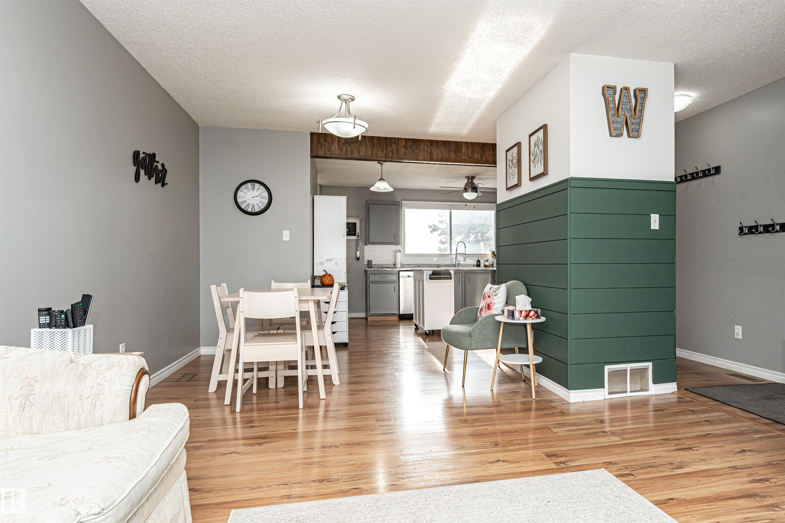 Photo 10 at 10703 95 Avenue, Morinville