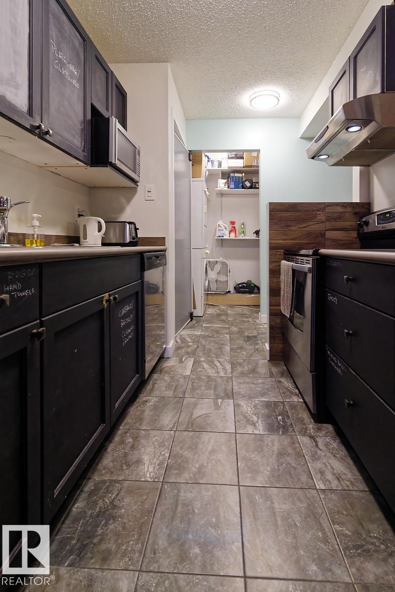 Photo 11 at 105 - 11217 103 Avenue NW, Wîhkwêntôwin, Edmonton