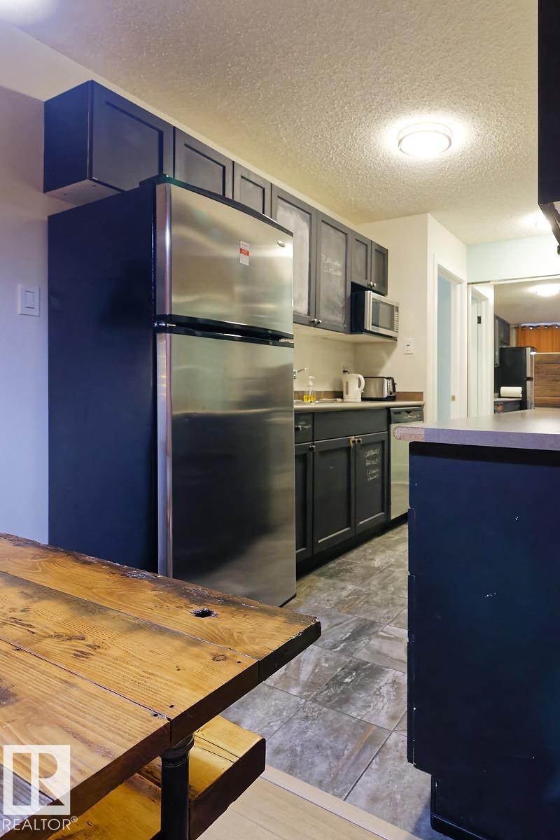 Photo 10 at 105 - 11217 103 Avenue NW, Wîhkwêntôwin, Edmonton