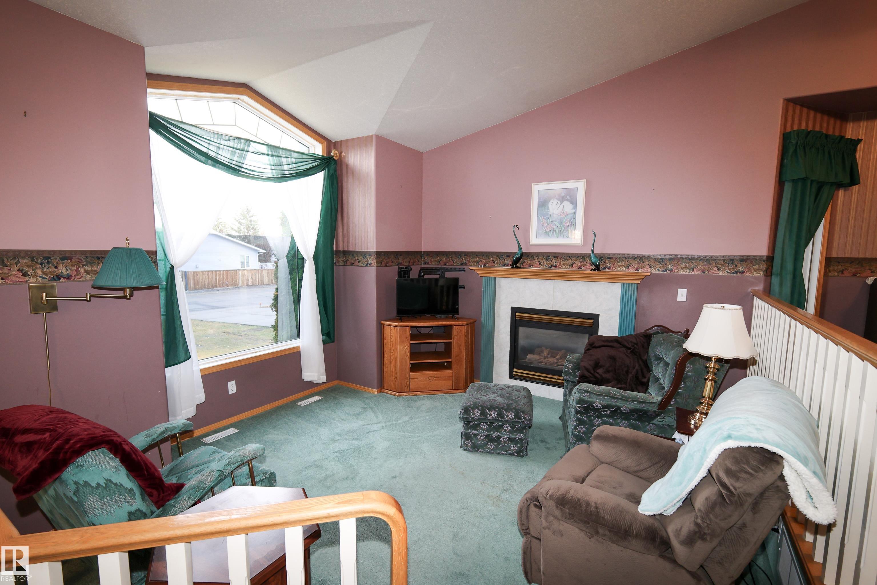 Photo 4 at 9511 95, Morinville