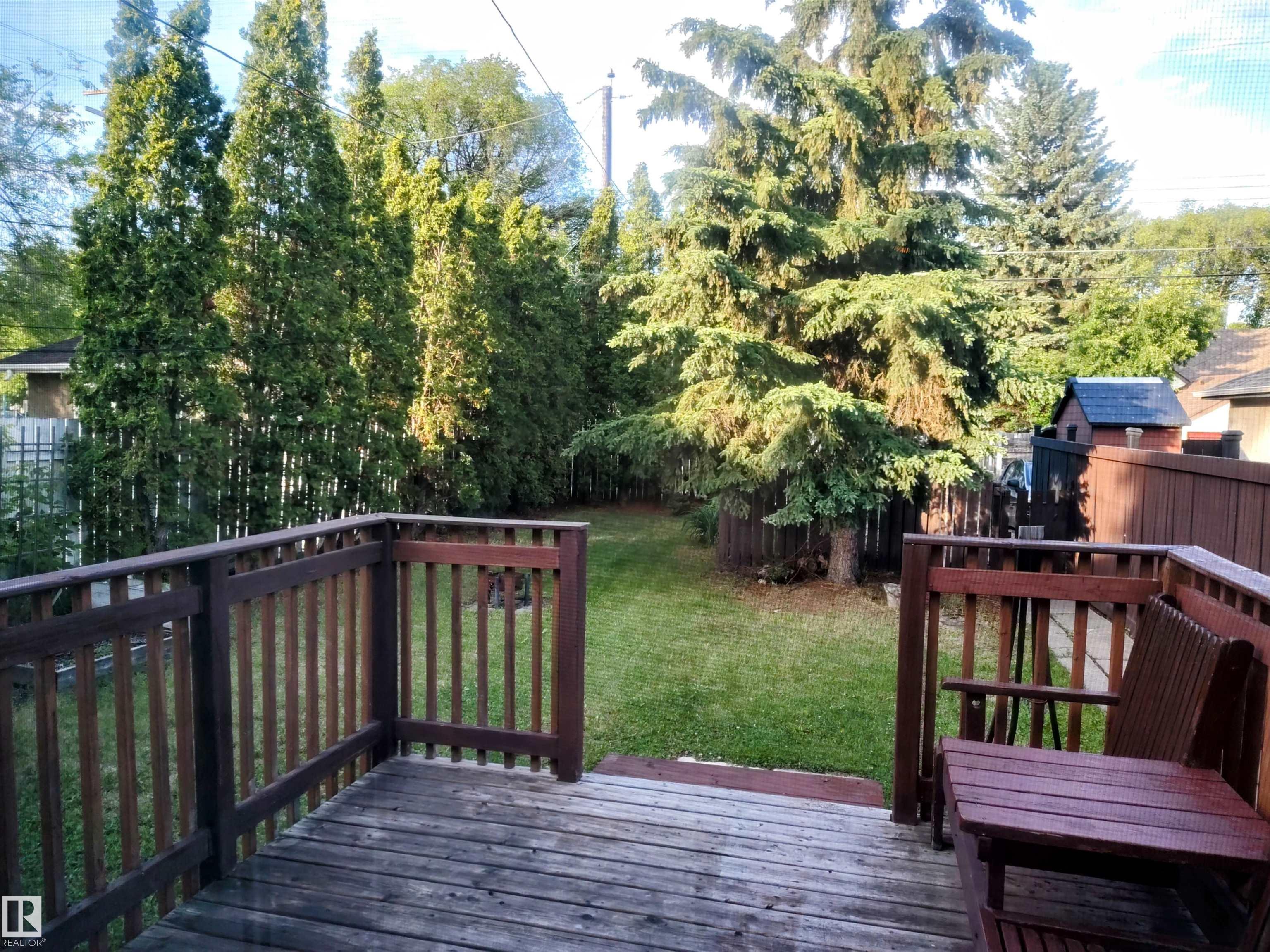 Photo 8 at 11343 69 Street NW, Bellevue, Edmonton