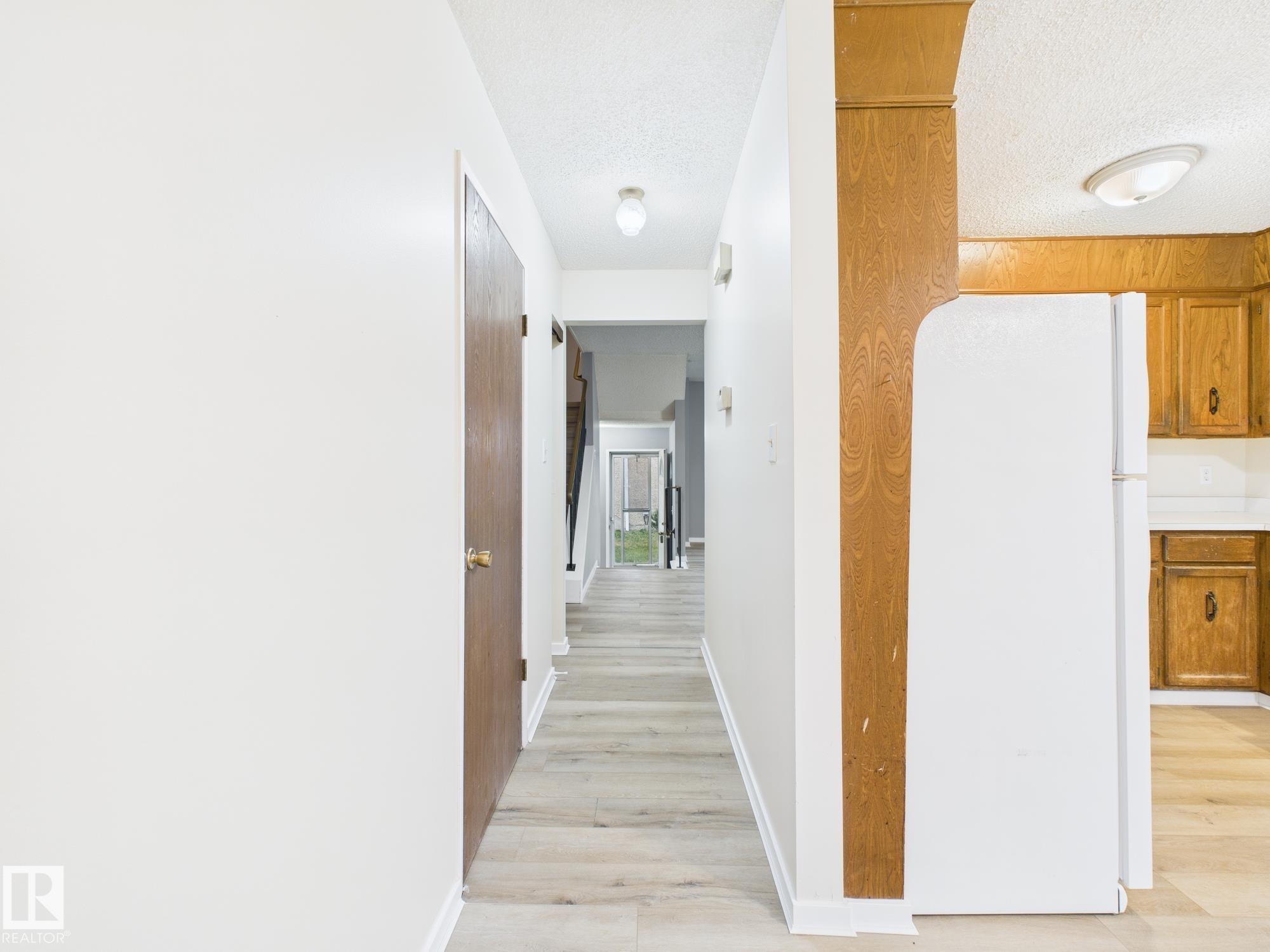 Photo 13 at 18337 93 Avenue NW, Belmead, Edmonton