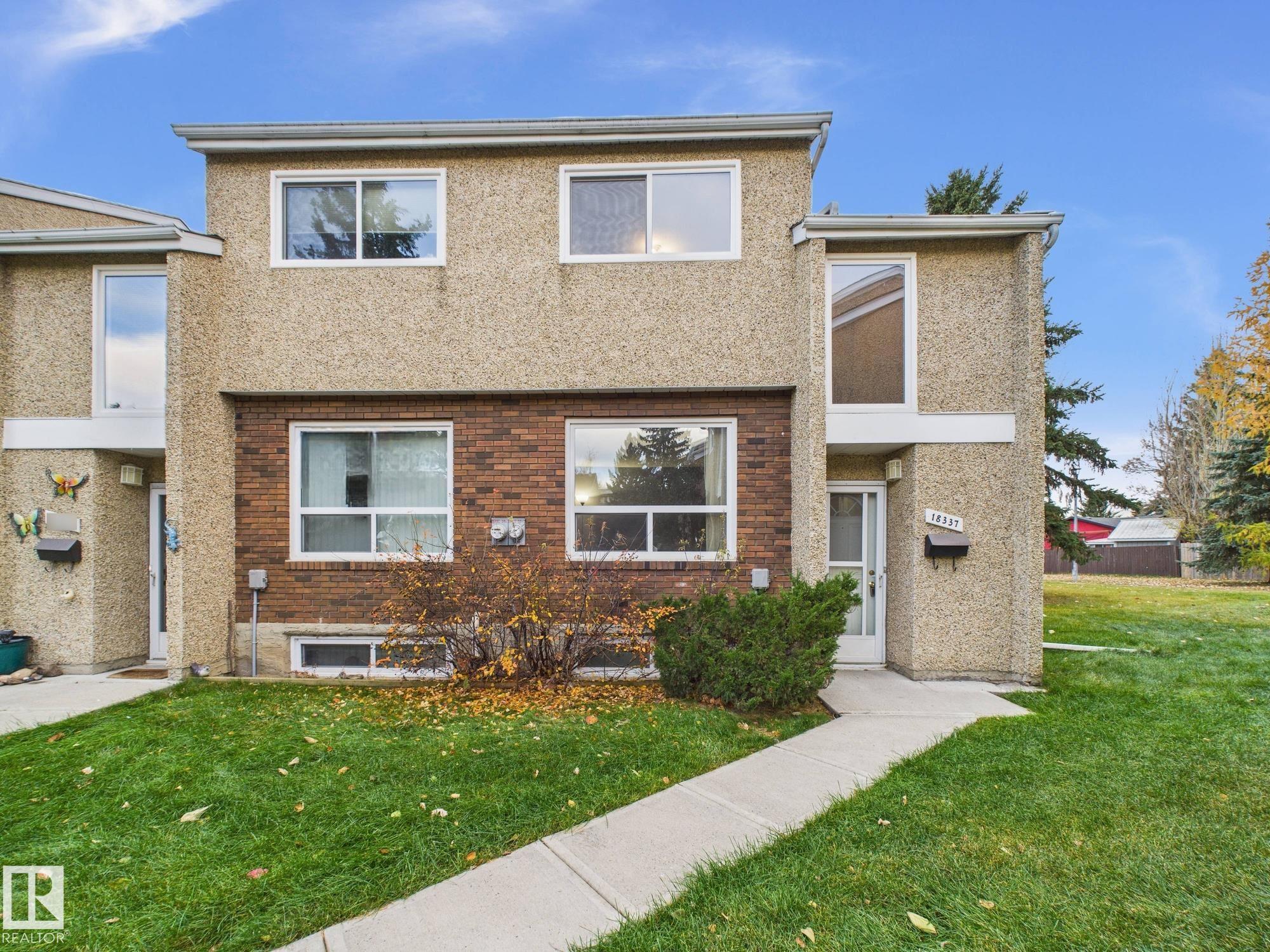 Photo 3 at 18337 93 Avenue NW, Belmead, Edmonton