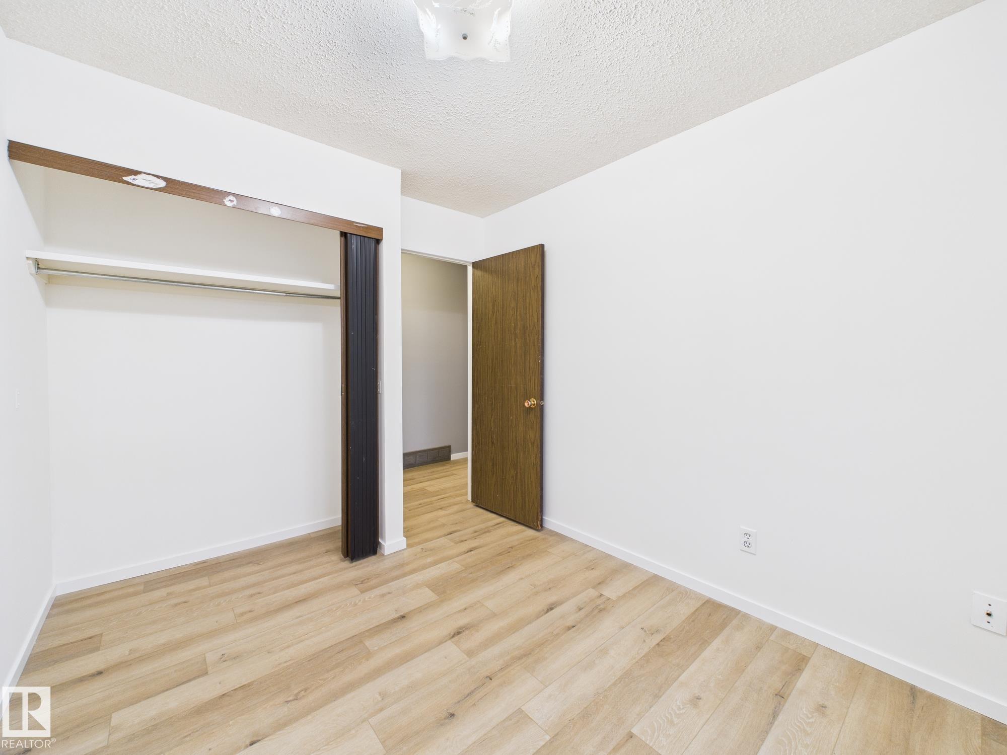 Photo 33 at 18337 93 Avenue NW, Belmead, Edmonton