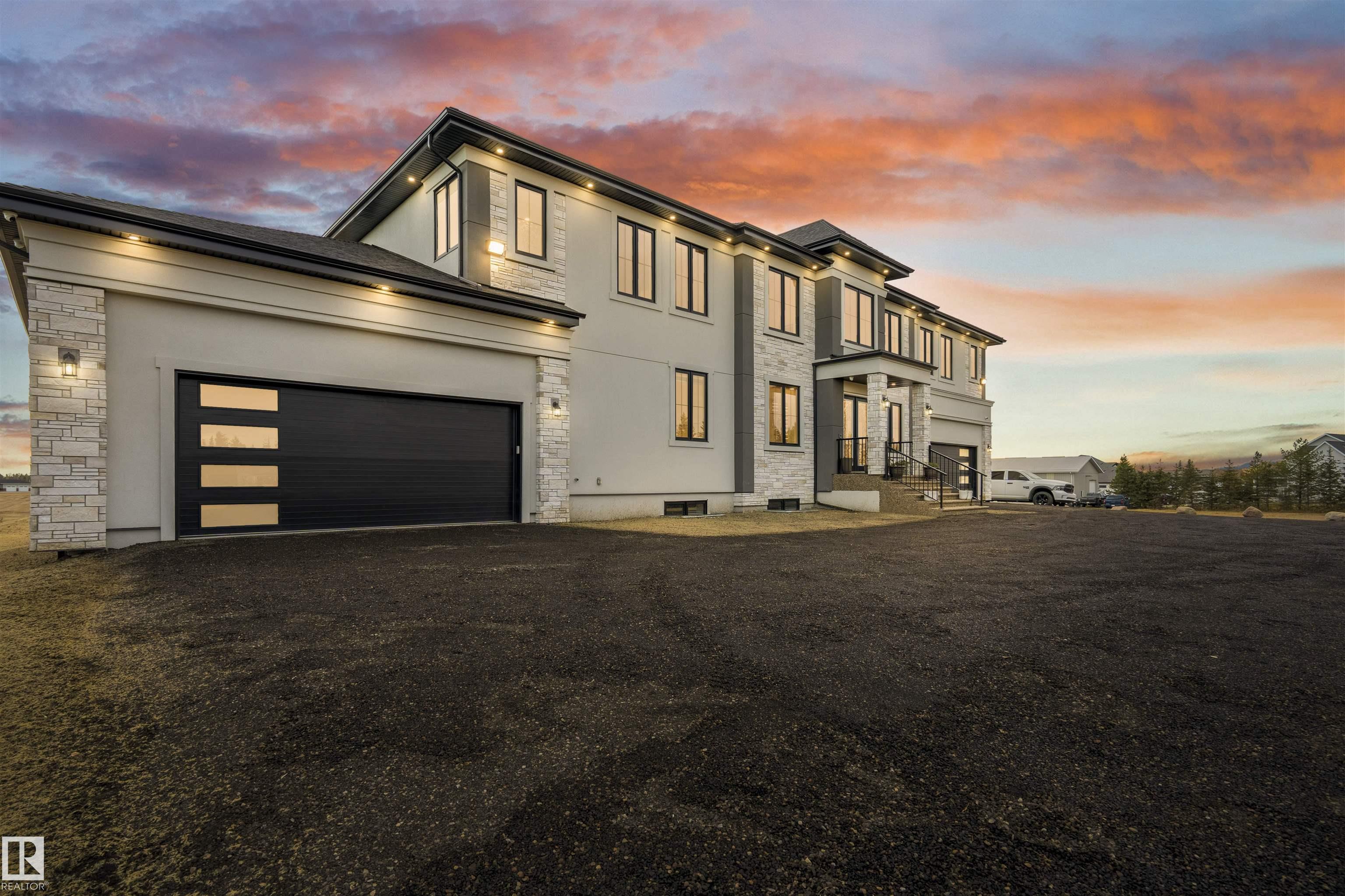 Photo 2 at 320 - 50452 Rge Rd 245, Beau Vista North, Rural Leduc County