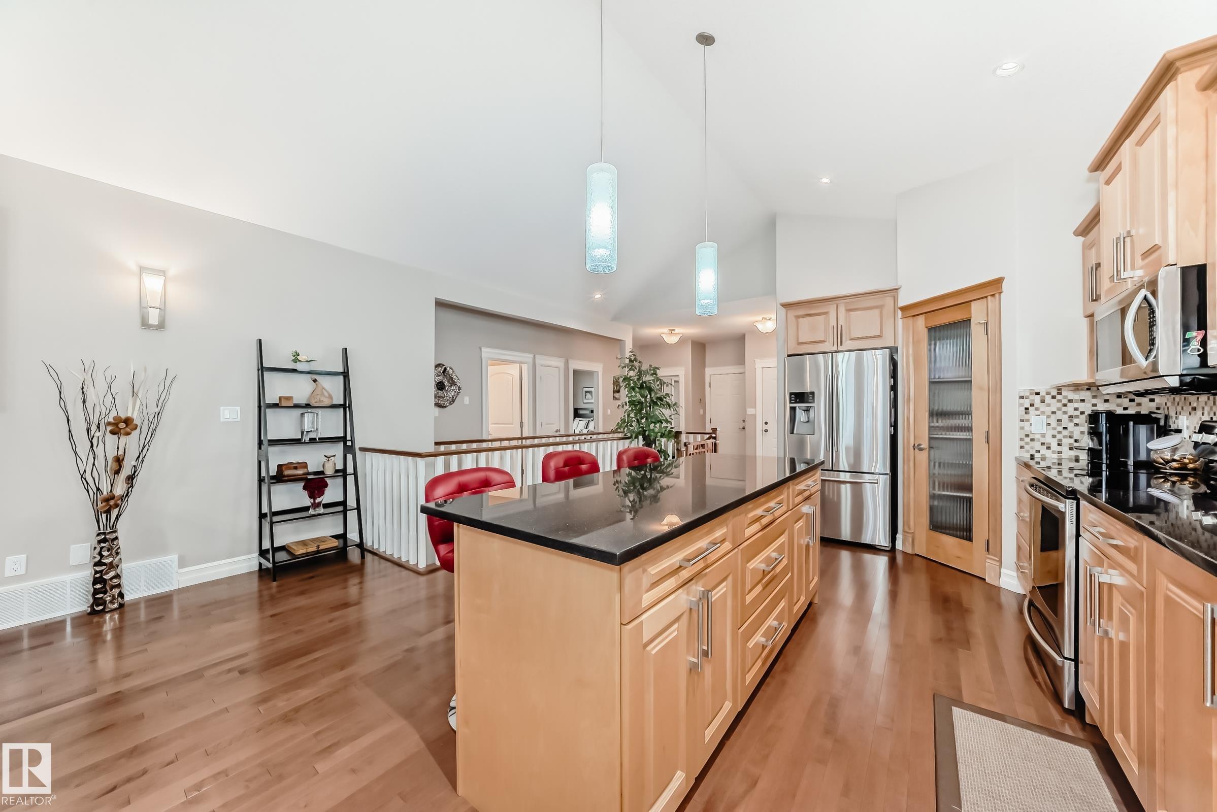 Photo 13 at 17052 71 Street NW, Schonsee, Edmonton