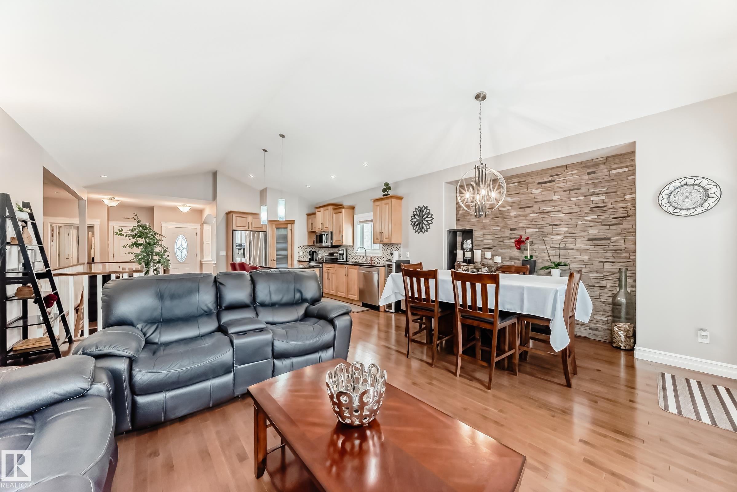 Photo 22 at 17052 71 Street NW, Schonsee, Edmonton