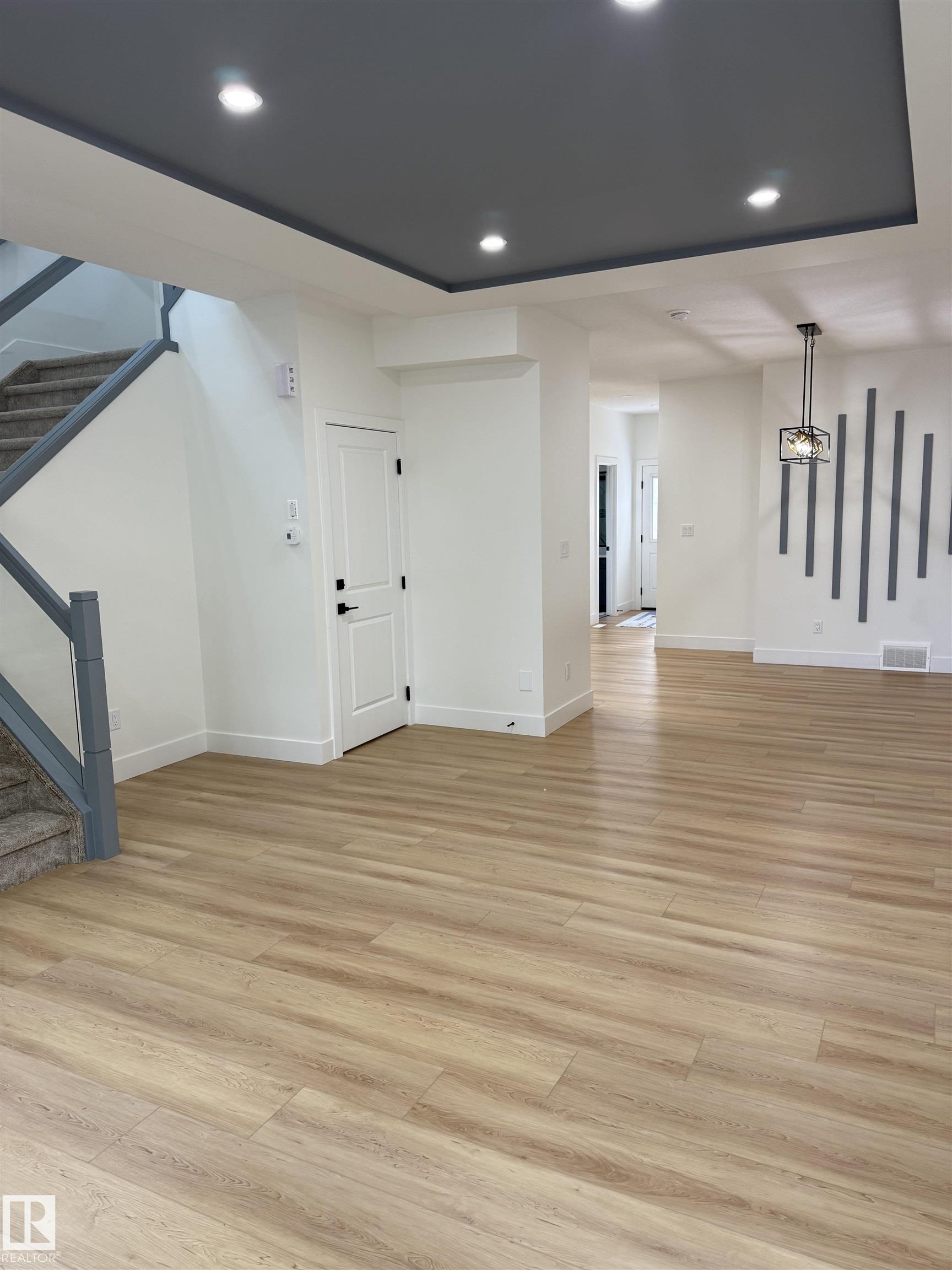 Photo 5 at 11927 123 Street NW, Prince Charles, Edmonton