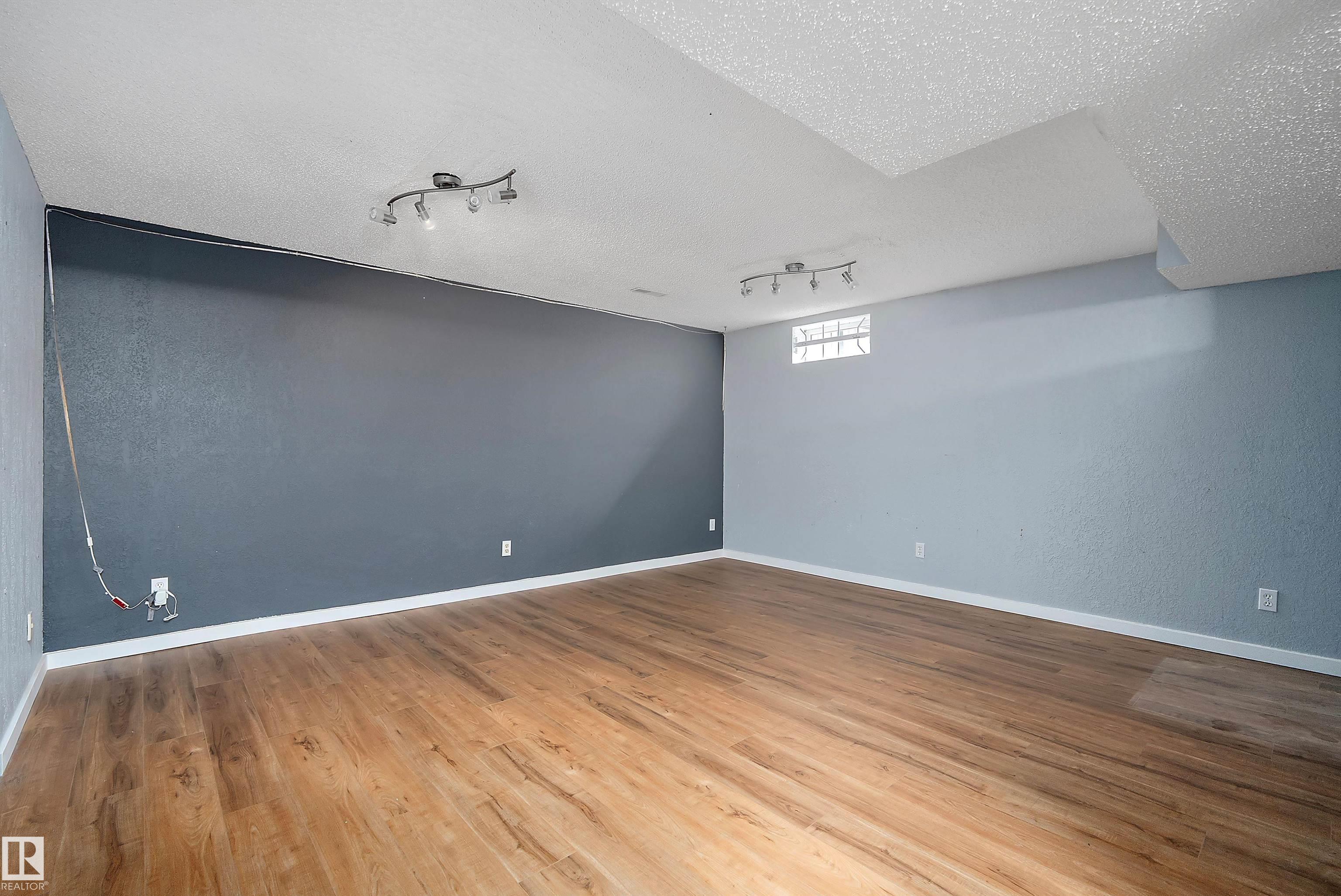 Photo 24 at 18211 80 Avenue NW, Aldergrove, Edmonton