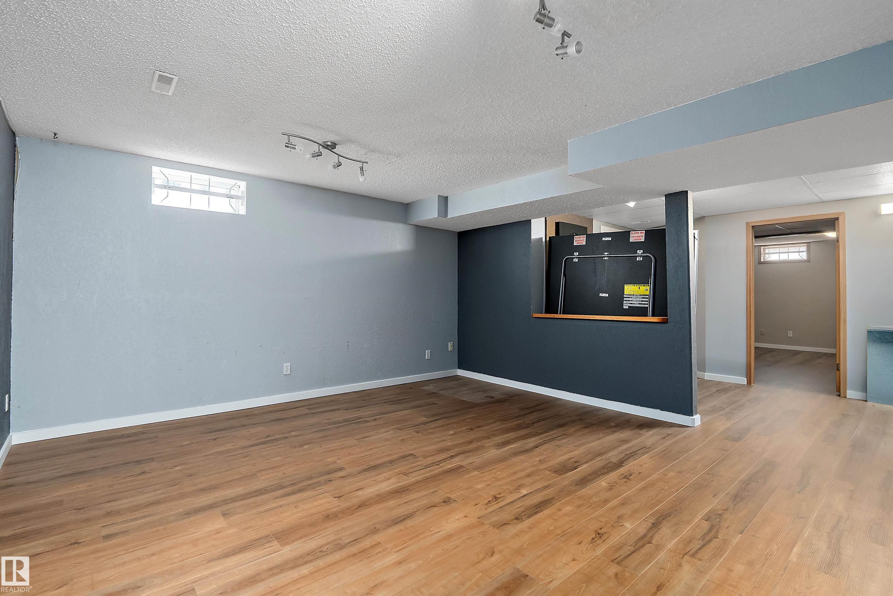 Photo 25 at 18211 80 Avenue NW, Aldergrove, Edmonton