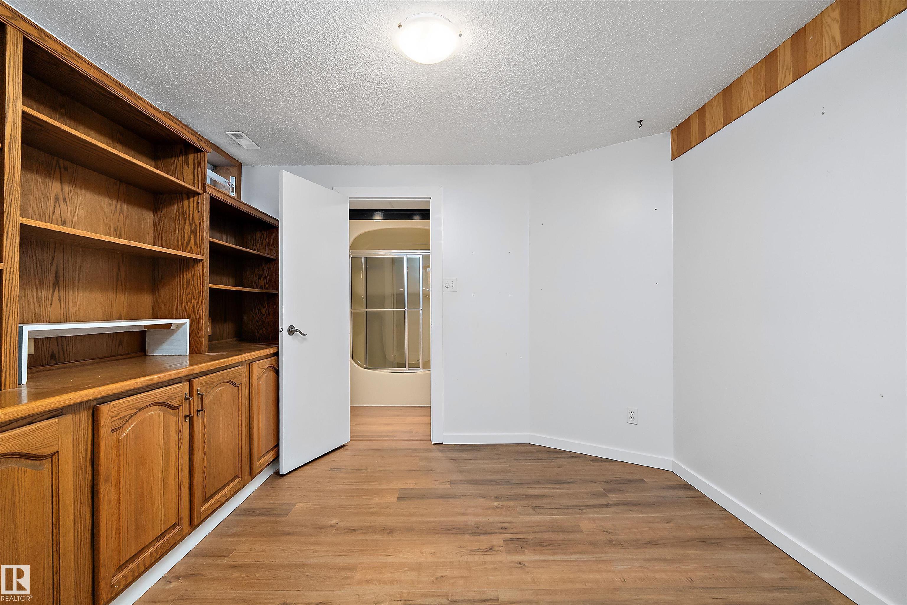 Photo 31 at 18211 80 Avenue NW, Aldergrove, Edmonton