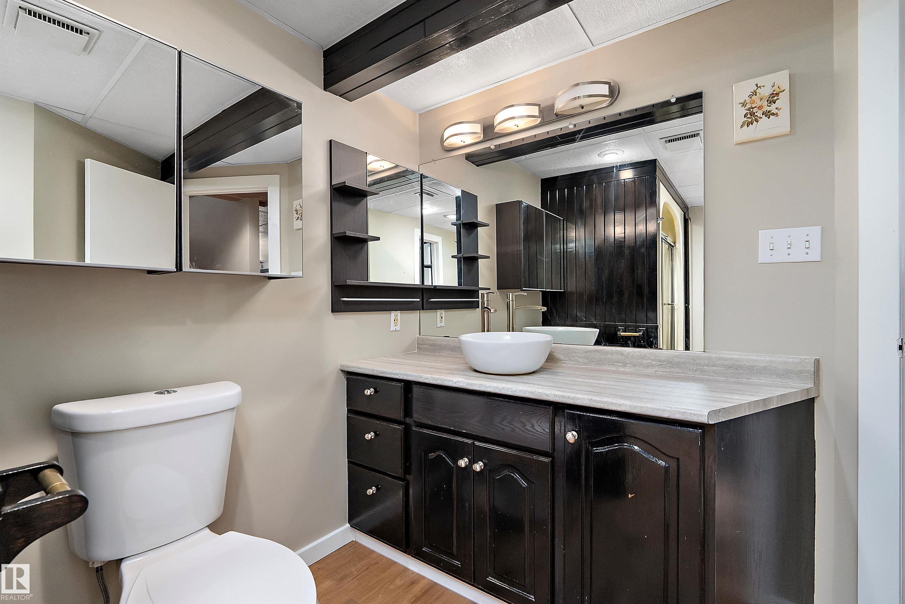 Photo 32 at 18211 80 Avenue NW, Aldergrove, Edmonton