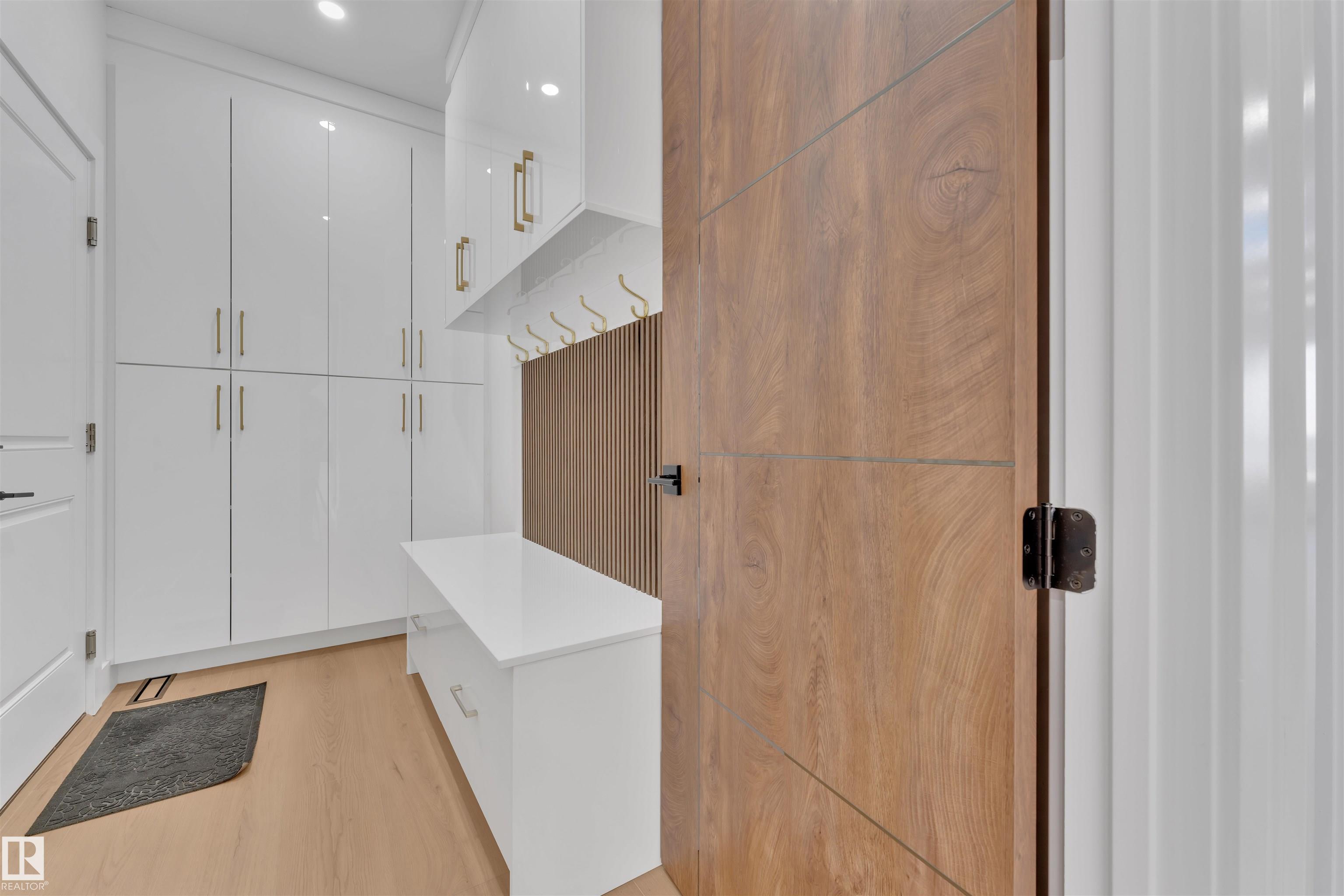 Photo 9 at 121 29a Street SW, Alces, Edmonton