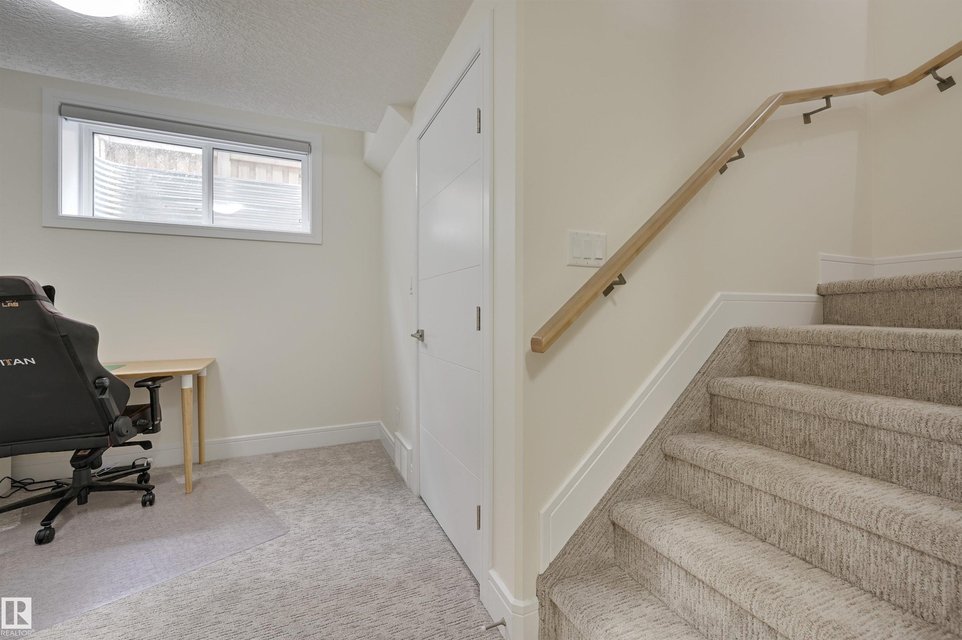 Photo 32 at 14916 108 Avenue NW, High Park, Edmonton