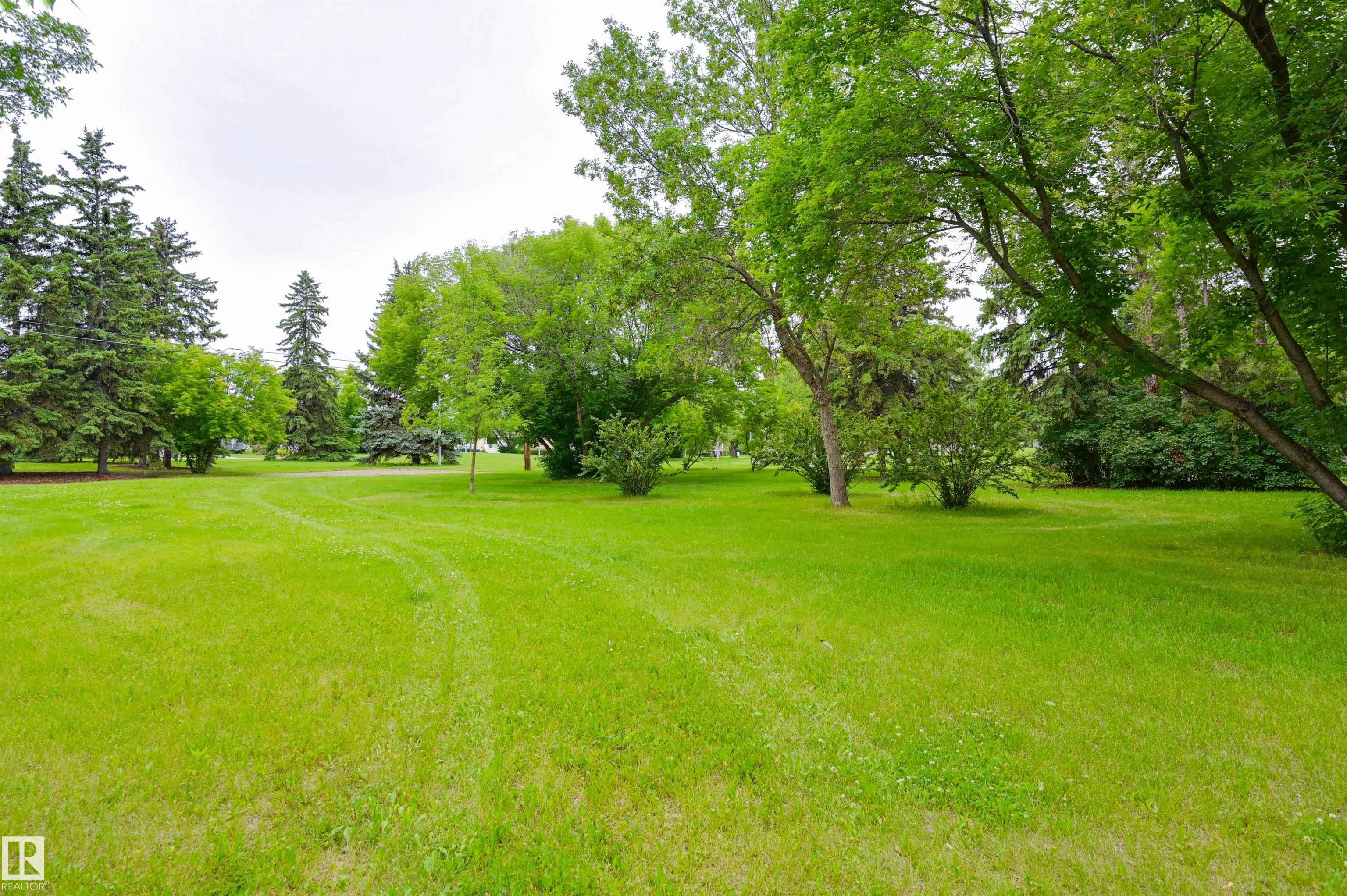 Photo 40 at 14916 108 Avenue NW, High Park, Edmonton