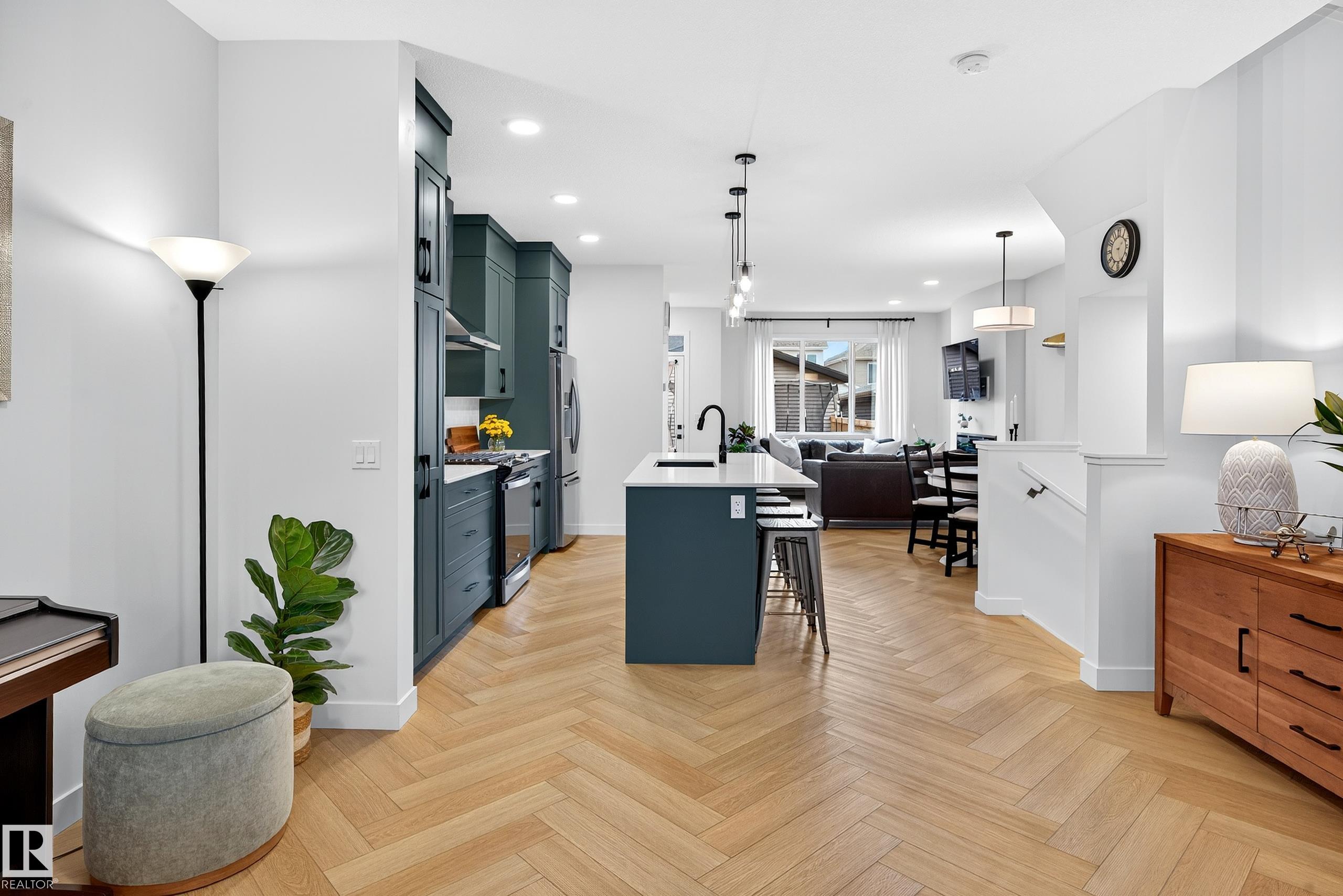 Photo 11 at 3847 Chrustawka Place SW, Chappelle Area, Edmonton