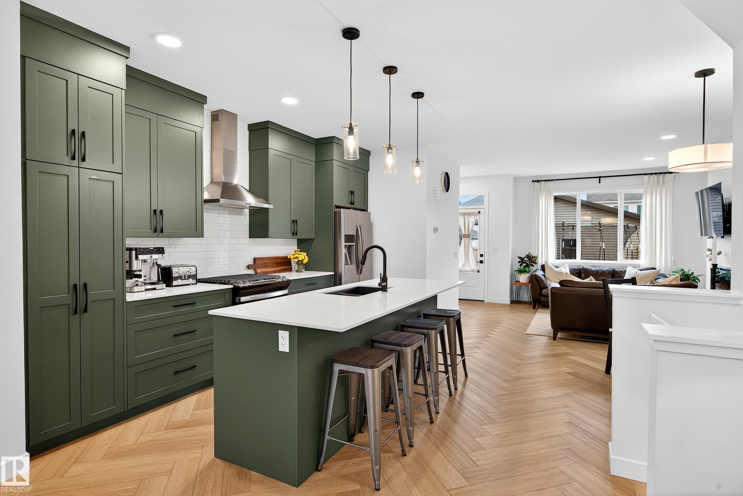 Photo 12 at 3847 Chrustawka Place SW, Chappelle Area, Edmonton