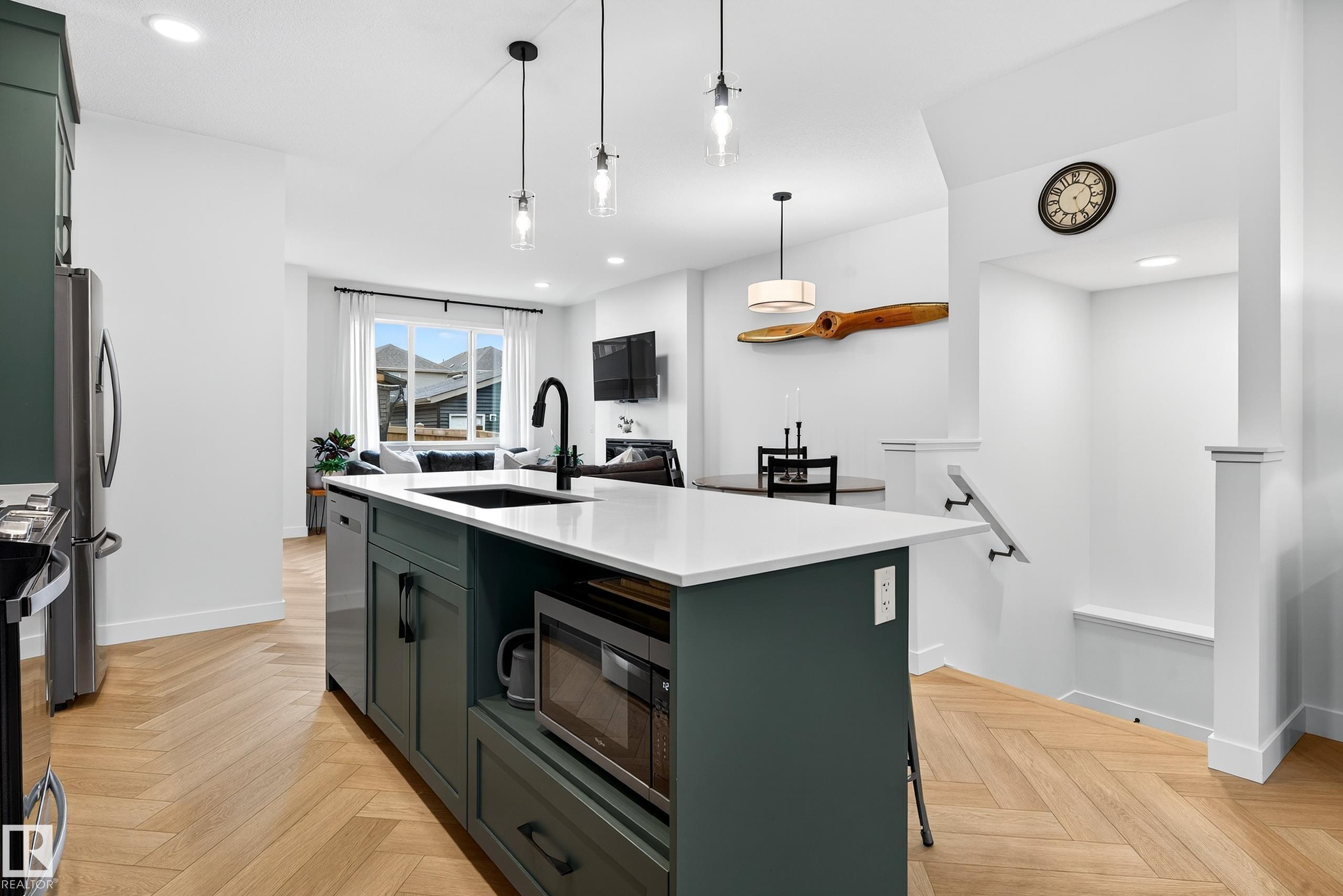 Photo 15 at 3847 Chrustawka Place SW, Chappelle Area, Edmonton