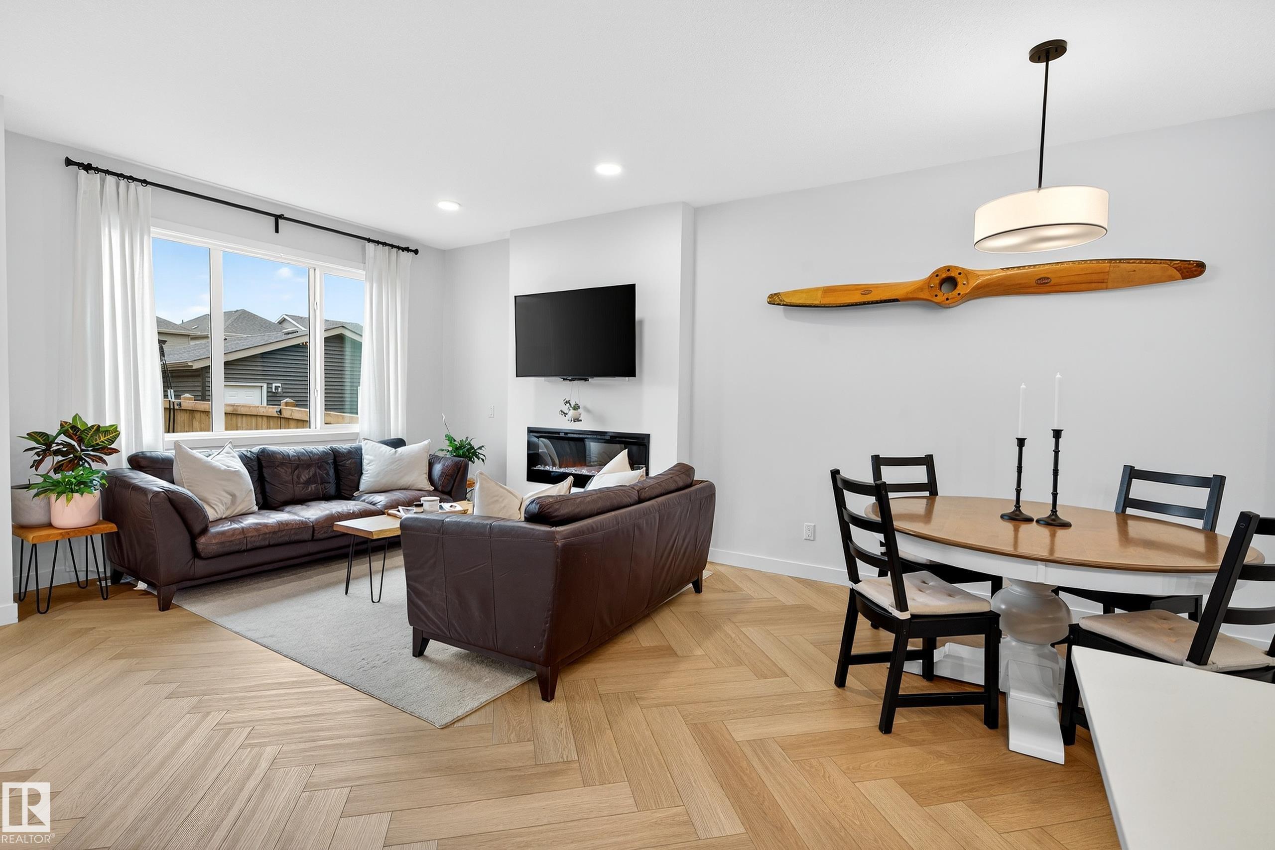 Photo 19 at 3847 Chrustawka Place SW, Chappelle Area, Edmonton