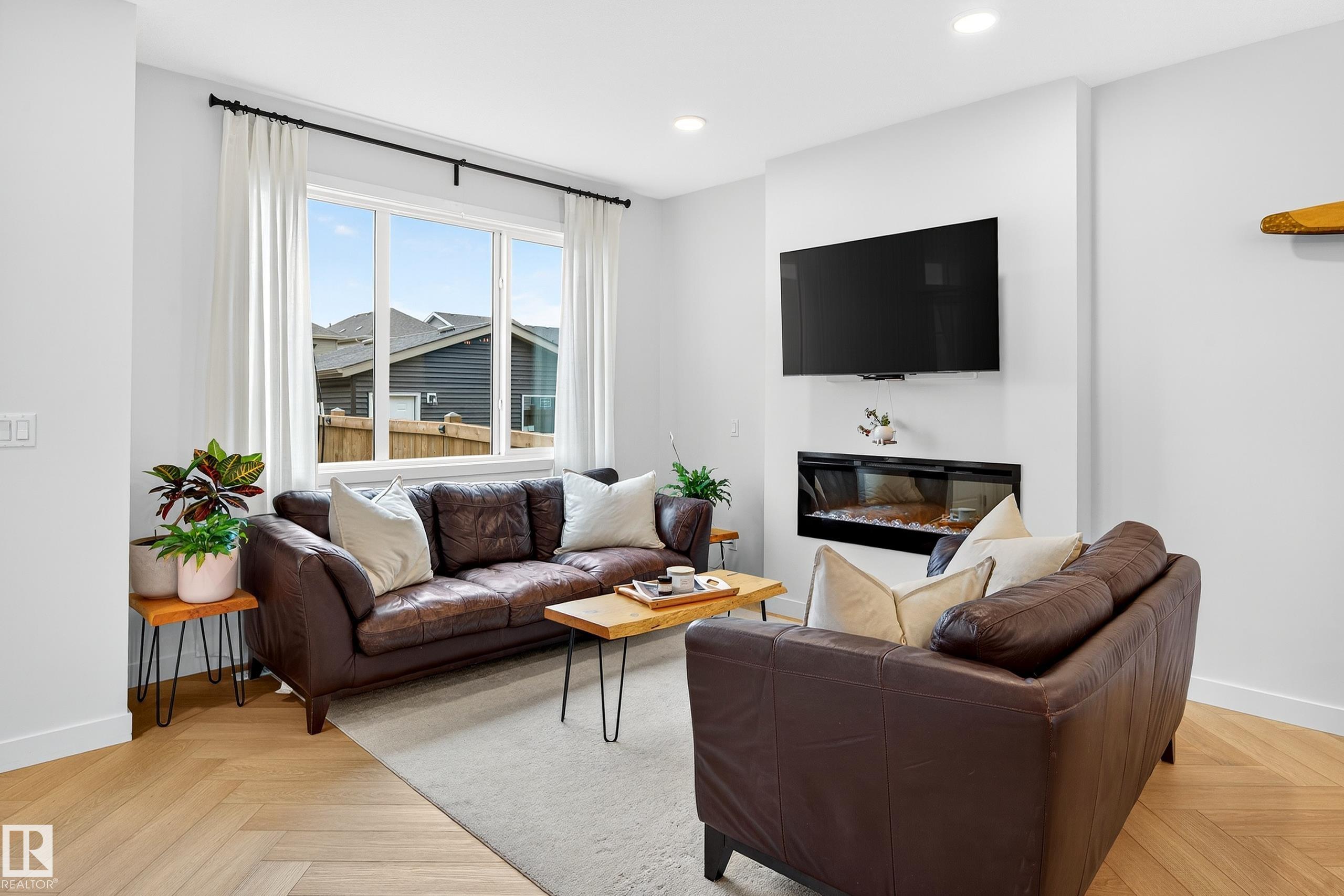 Photo 20 at 3847 Chrustawka Place SW, Chappelle Area, Edmonton