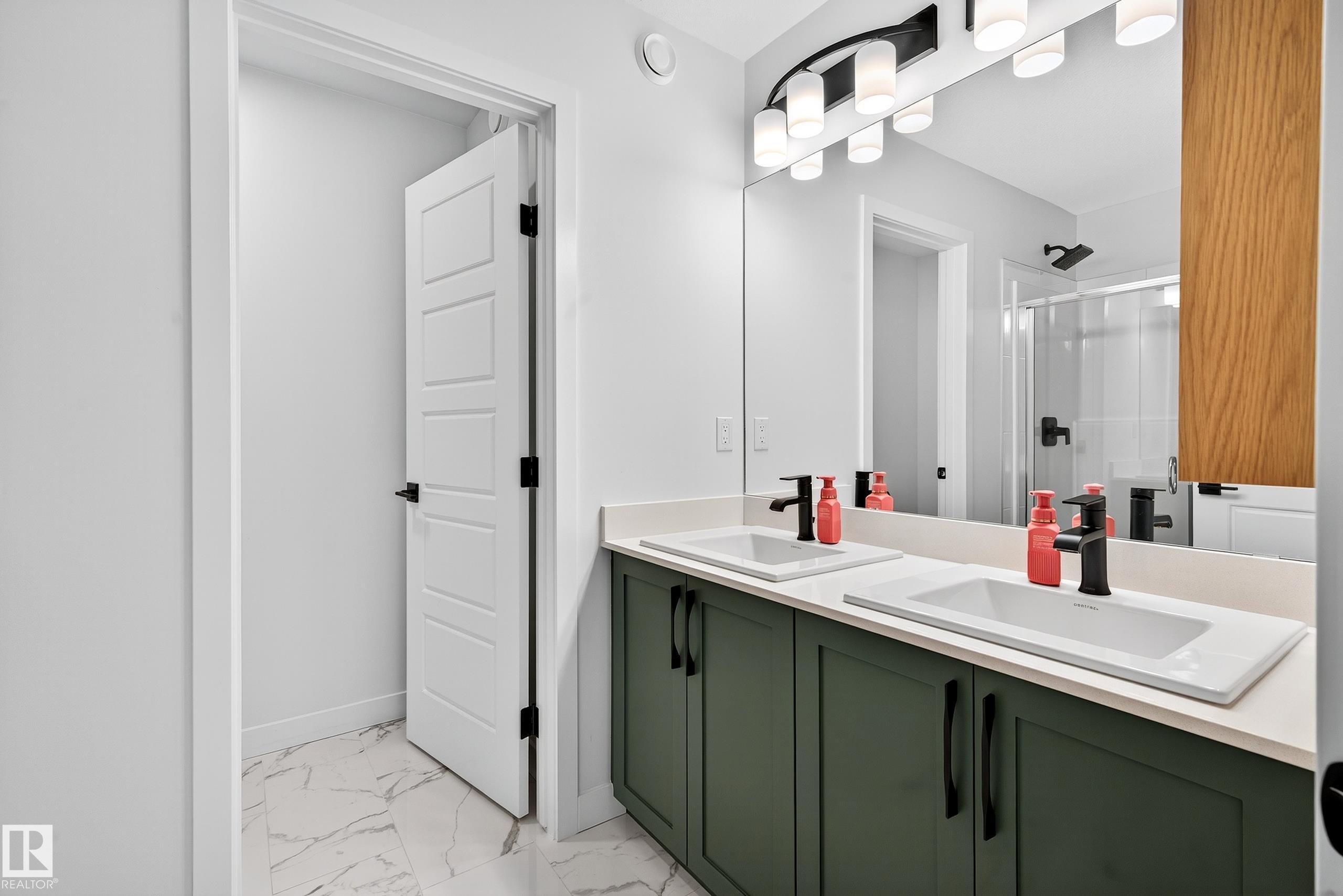 Photo 30 at 3847 Chrustawka Place SW, Chappelle Area, Edmonton