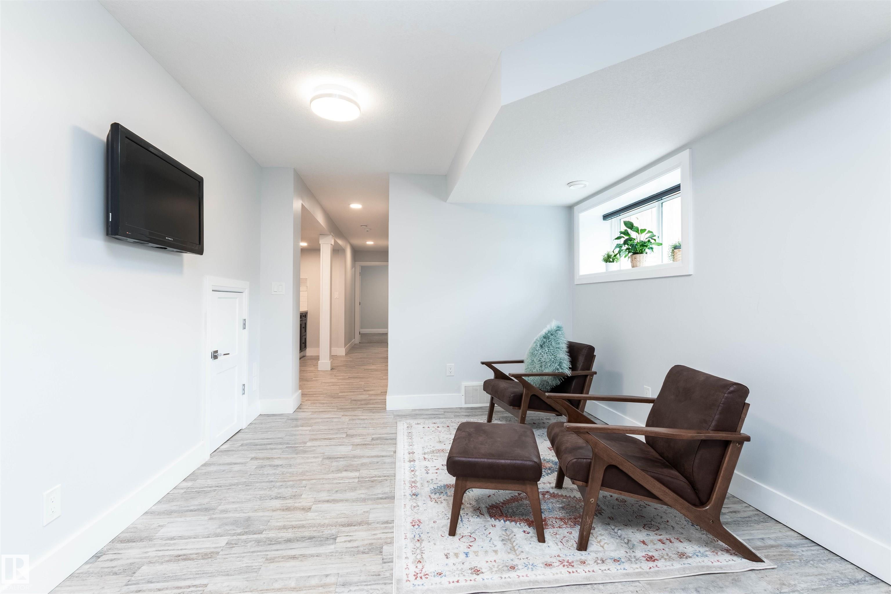 Photo 37 at 8534 81 Avenue NW, King Edward Park, Edmonton