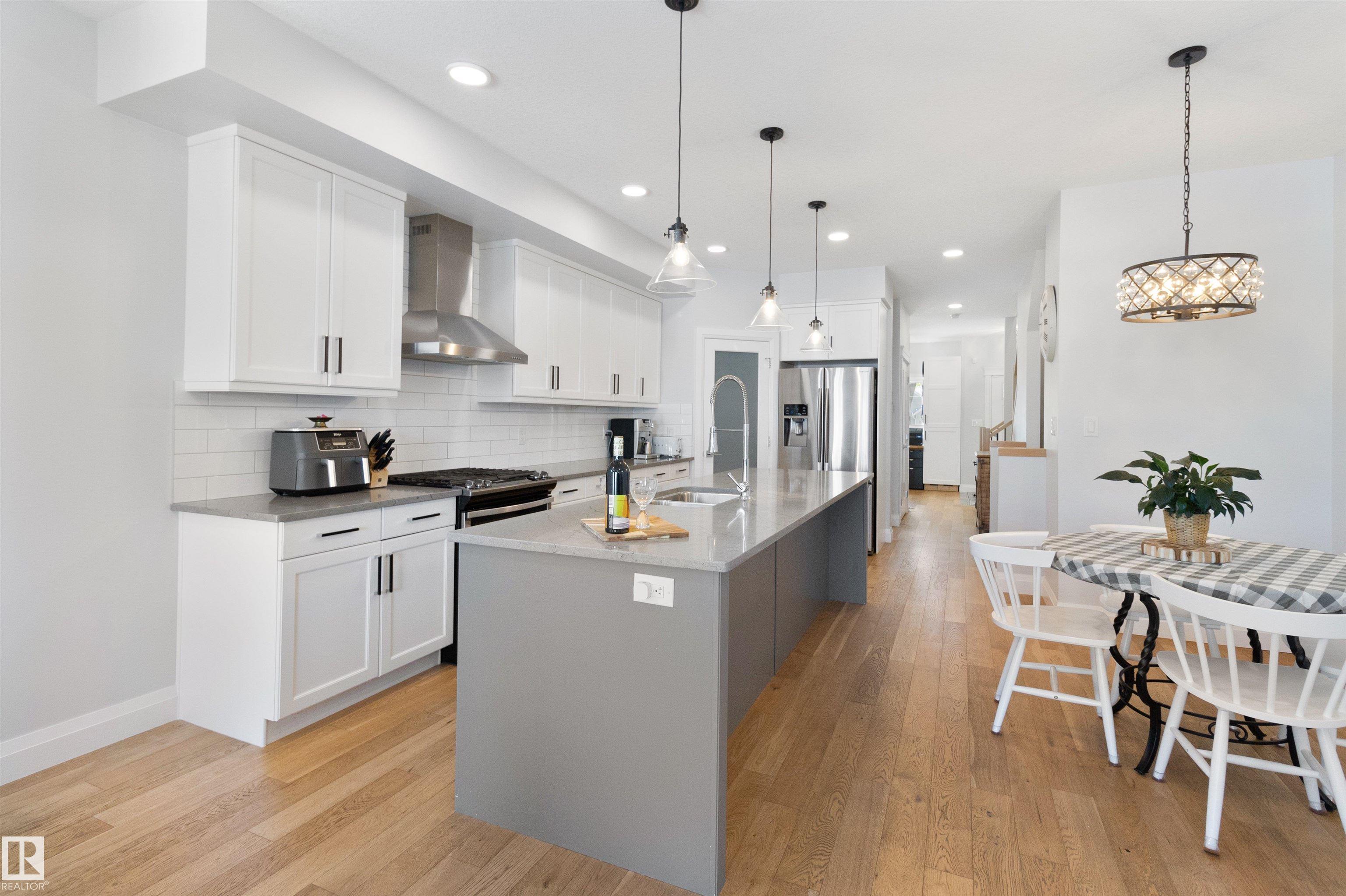 Photo 8 at 8534 81 Avenue NW, King Edward Park, Edmonton