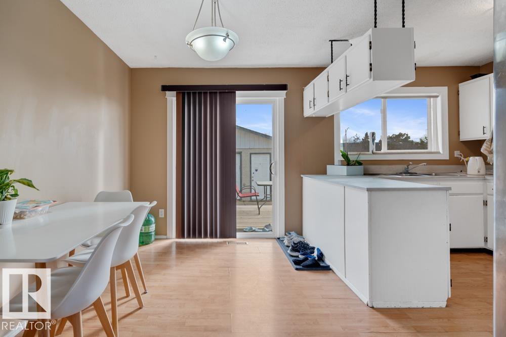 Photo 14 at 10627 168 Avenue NW, Baturyn, Edmonton