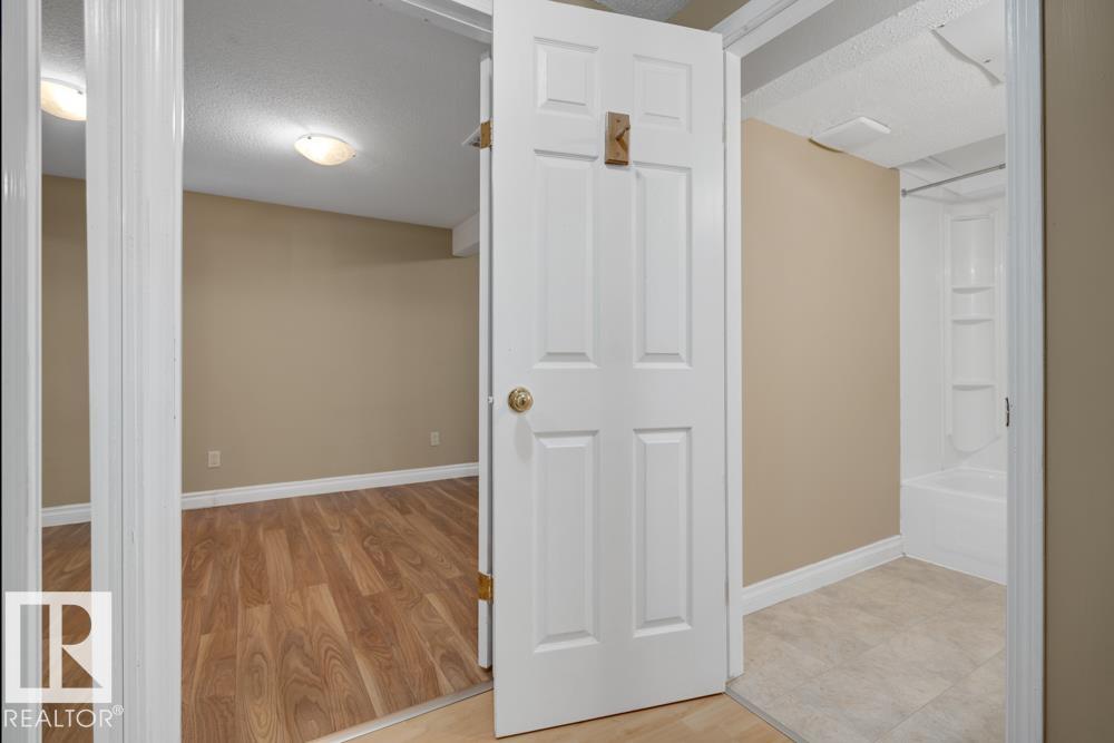 Photo 33 at 10627 168 Avenue NW, Baturyn, Edmonton