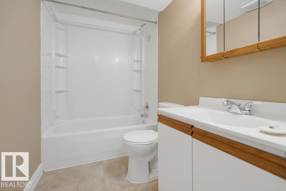 Photo 35 at 10627 168 Avenue NW, Baturyn, Edmonton