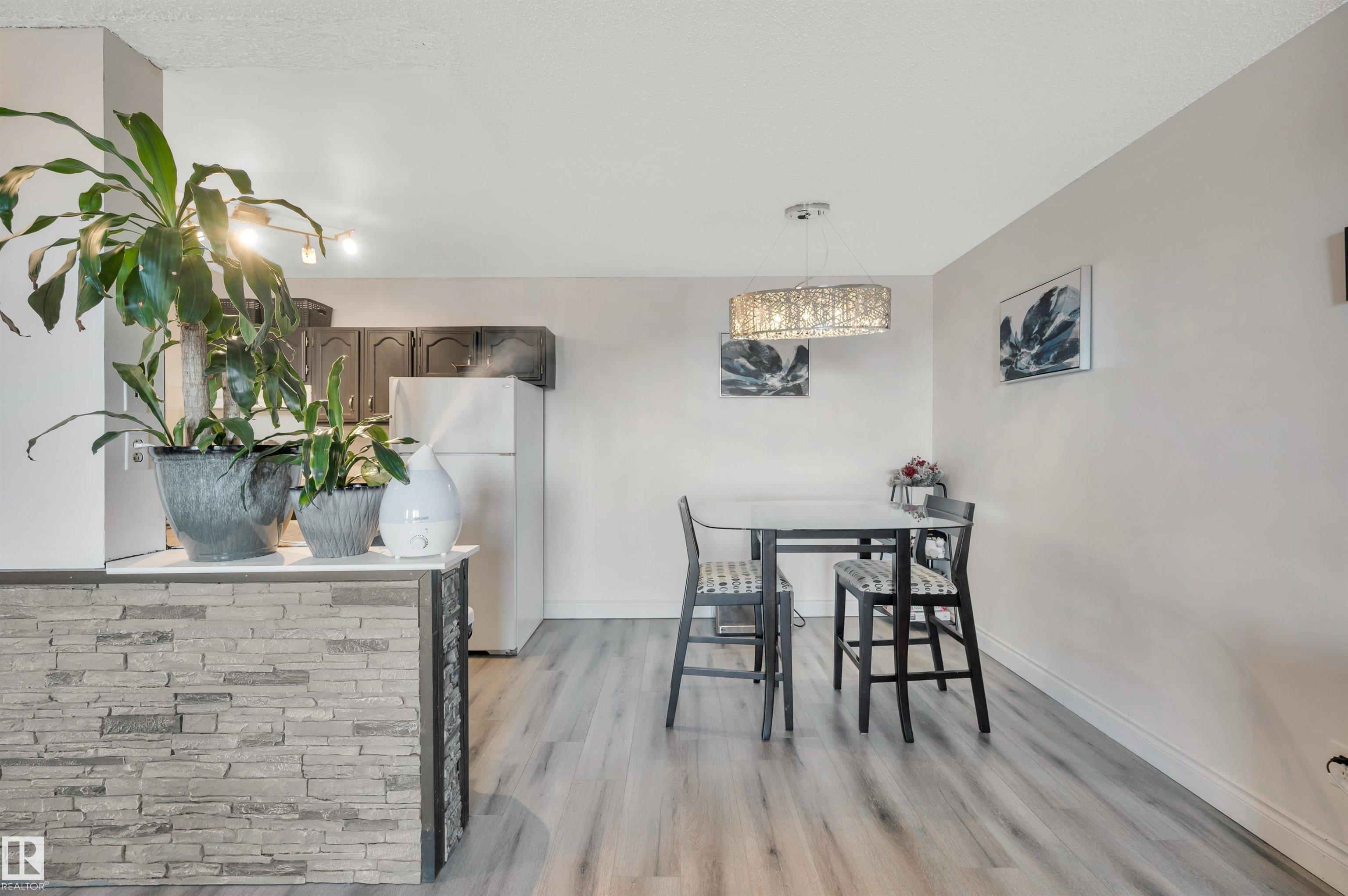 Photo 11 at 802 - 10145 109 Street NW, Downtown, Edmonton