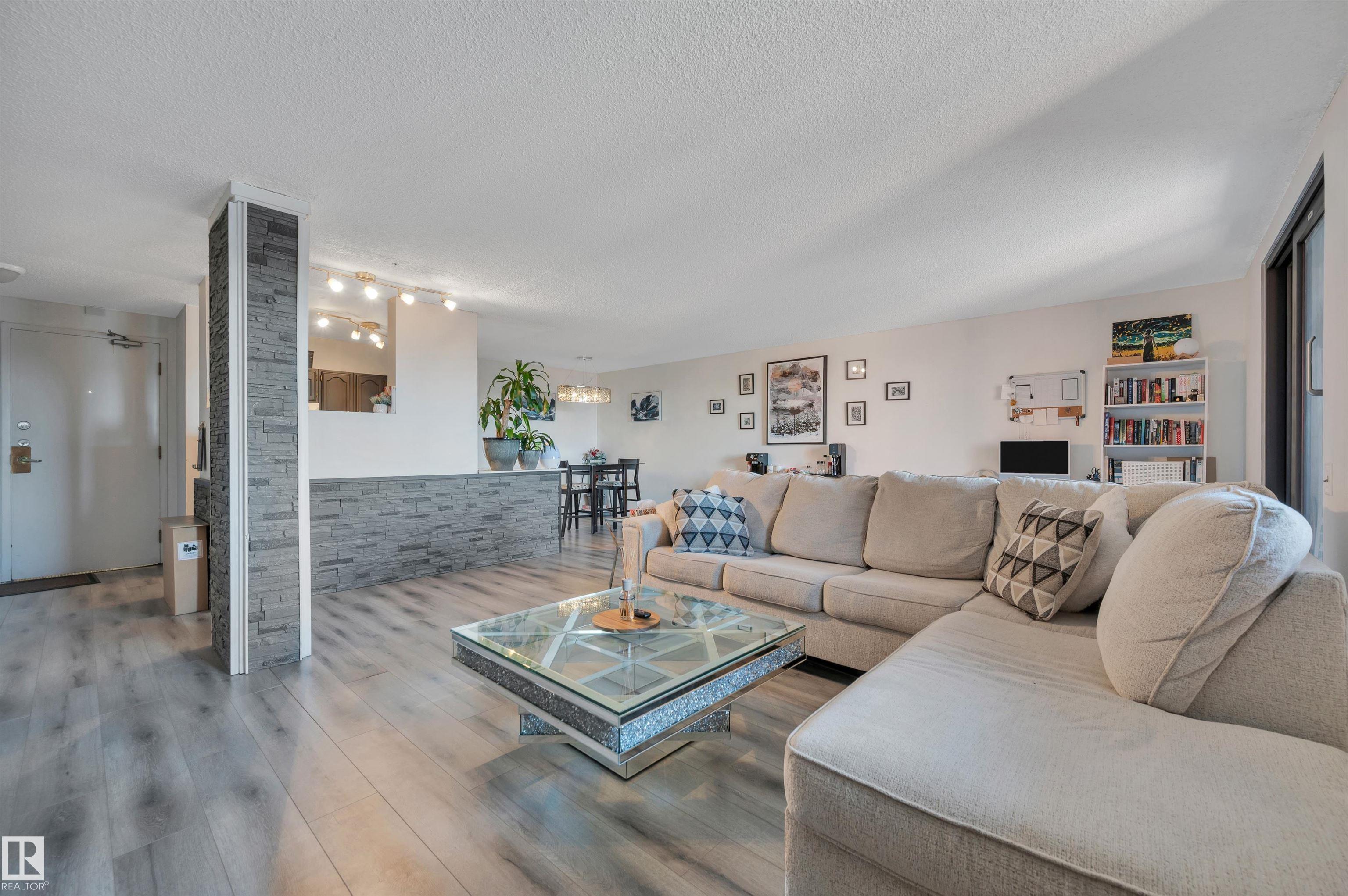 Photo 17 at 802 - 10145 109 Street NW, Downtown, Edmonton