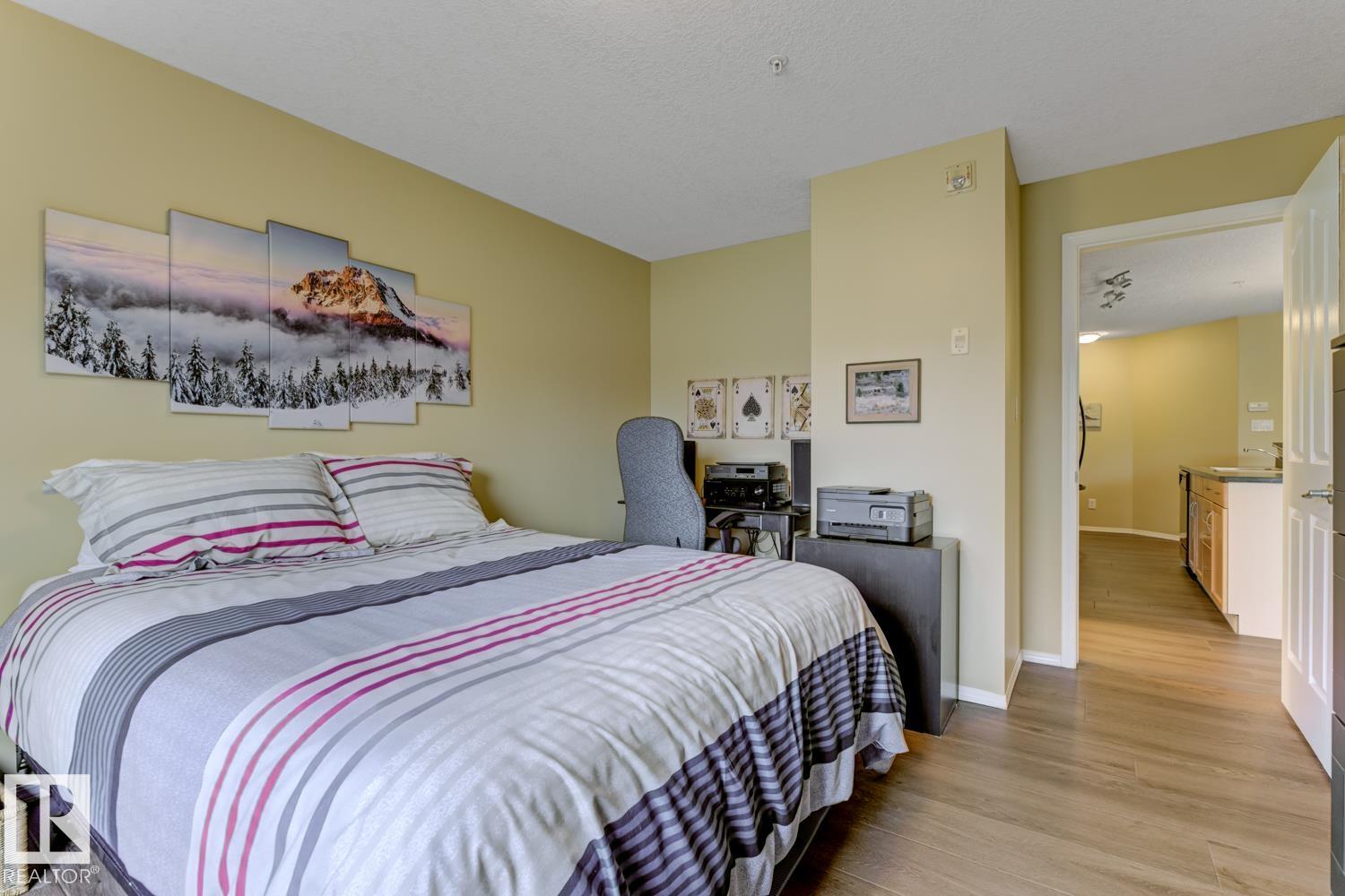 Photo 18 at 233 - 78B Mckenney Avenue, Mission, St. Albert