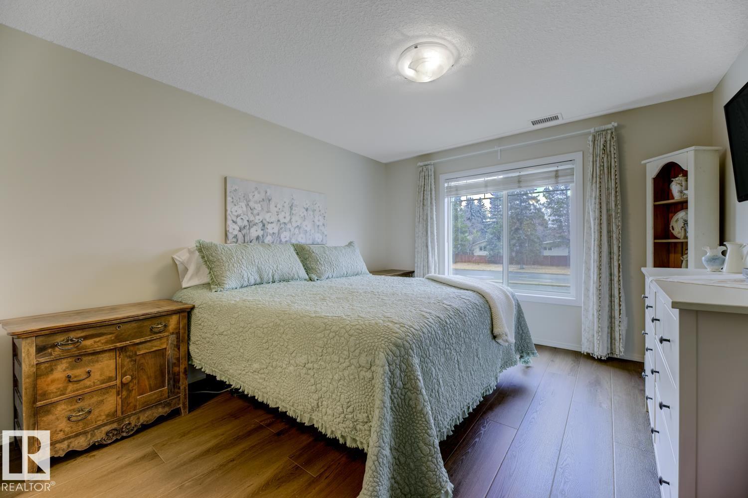 Photo 20 at 233 - 78B Mckenney Avenue, Mission, St. Albert