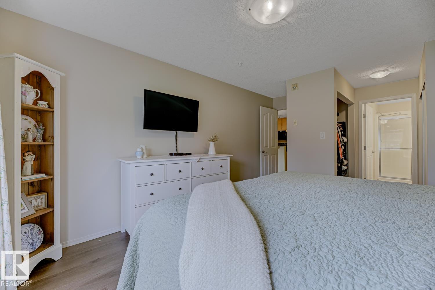 Photo 21 at 233 - 78B Mckenney Avenue, Mission, St. Albert