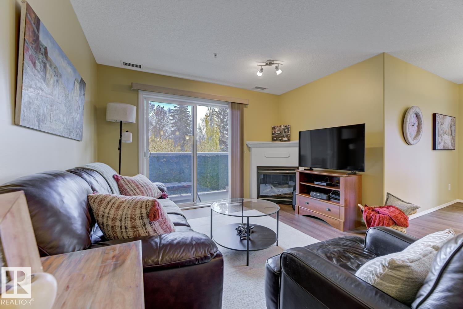 Photo 7 at 233 - 78B Mckenney Avenue, Mission, St. Albert