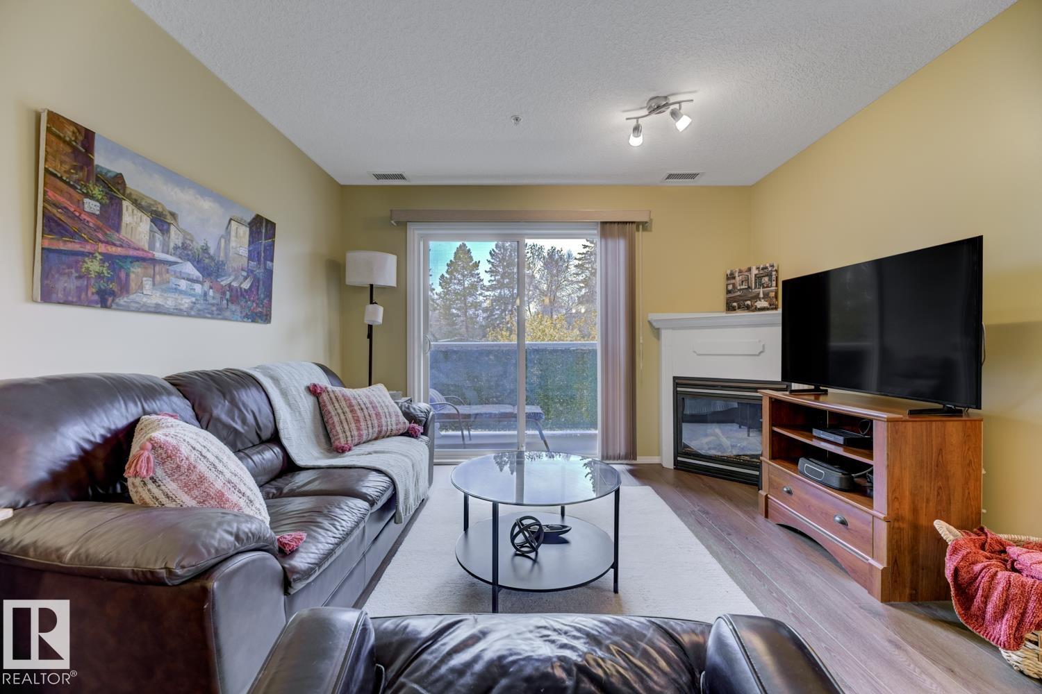 Photo 8 at 233 - 78B Mckenney Avenue, Mission, St. Albert