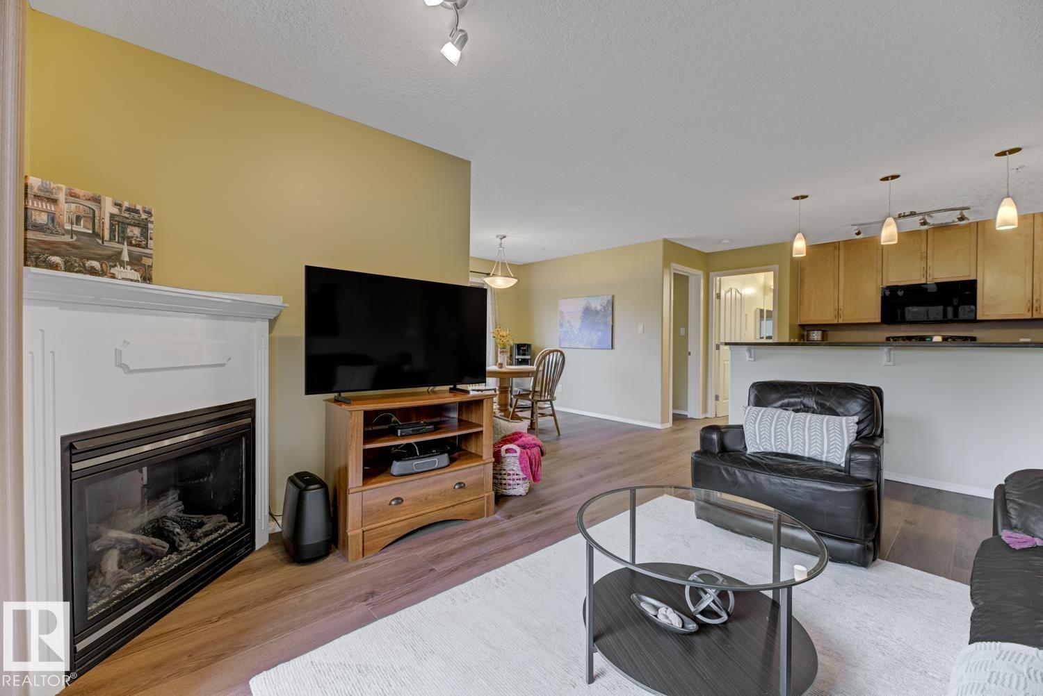 Photo 9 at 233 - 78B Mckenney Avenue, Mission, St. Albert