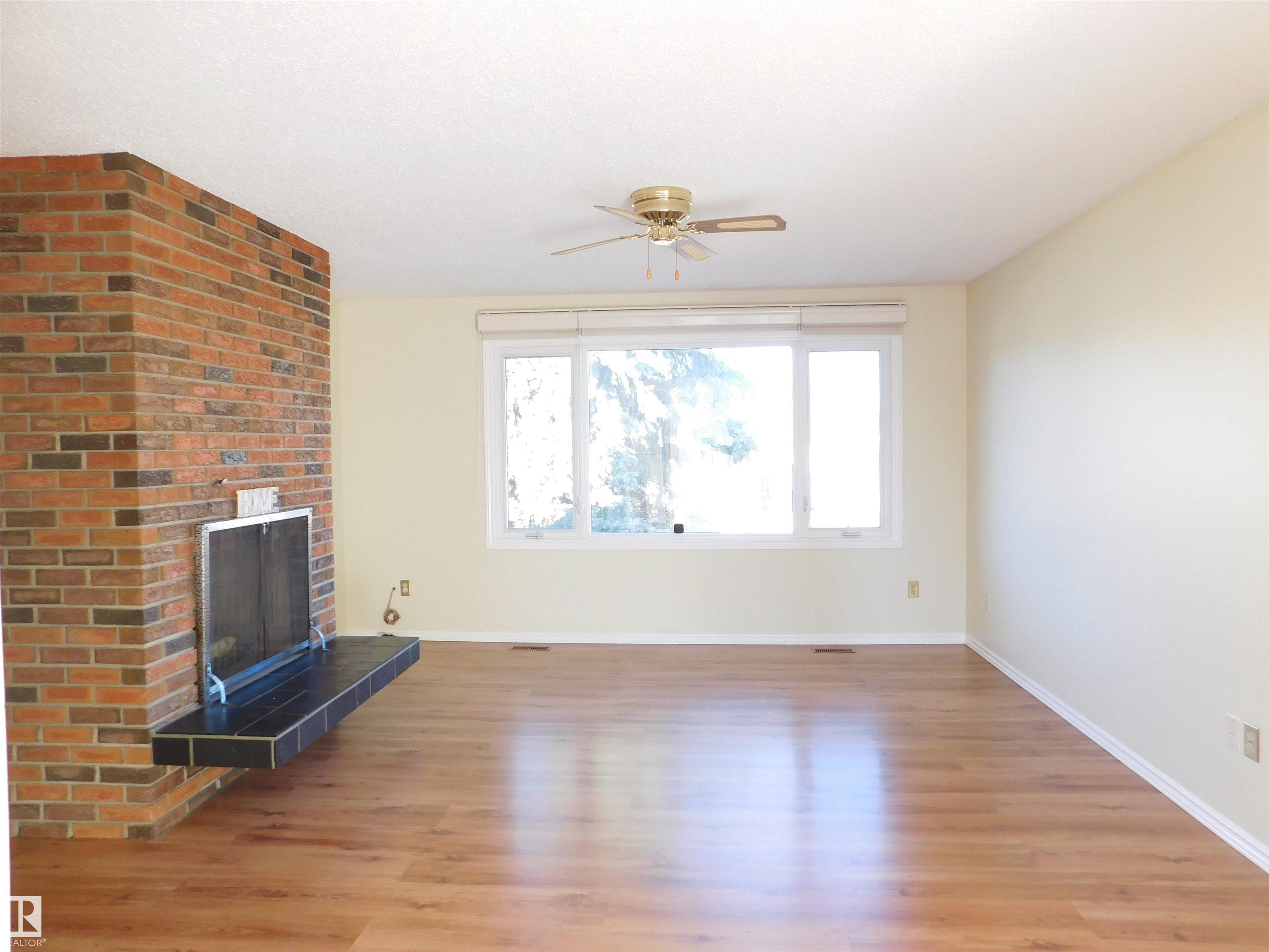 Photo 3 at 9311 187 Street NW, Belmead, Edmonton