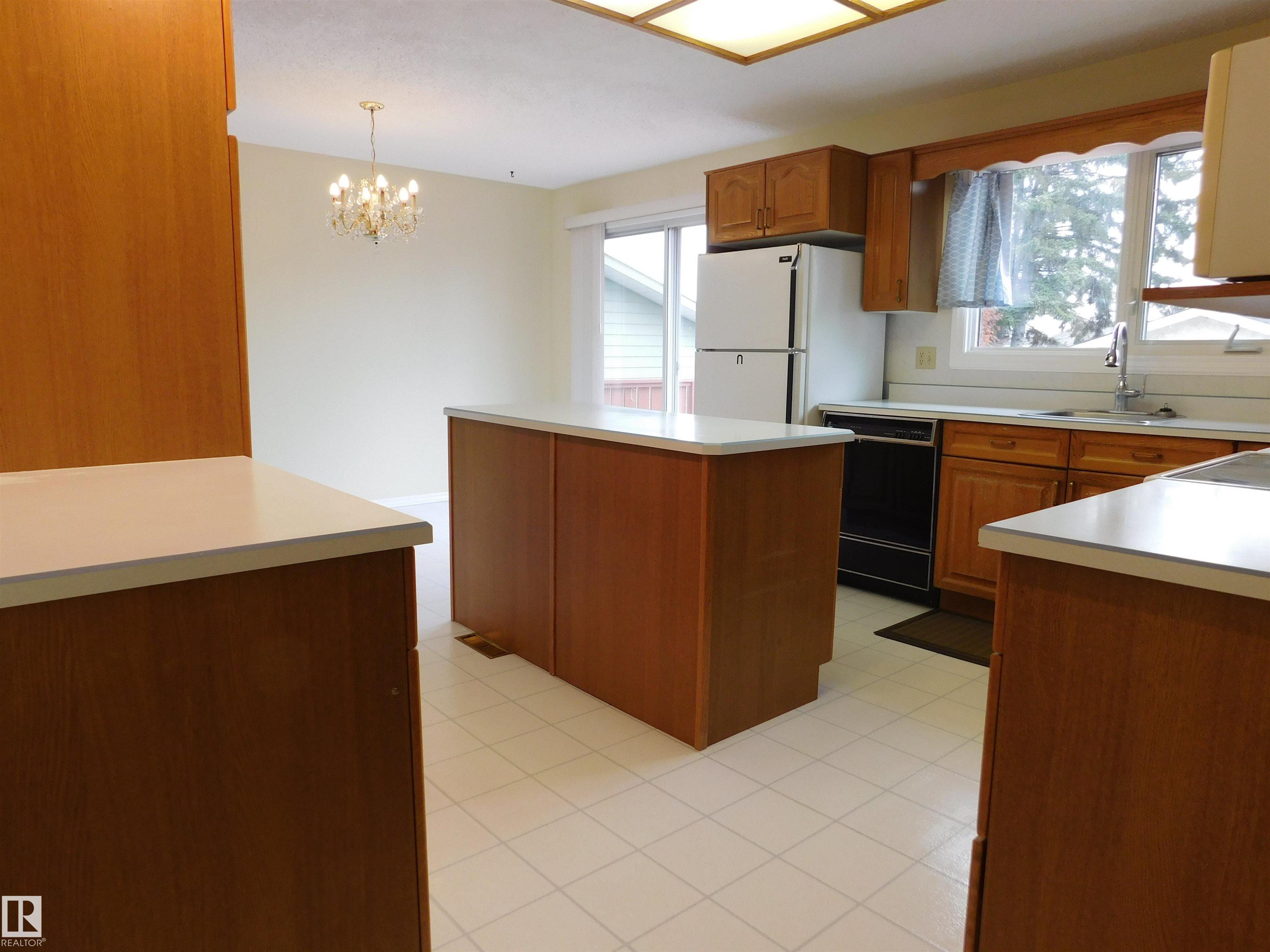 Photo 25 at 9311 187 Street NW, Belmead, Edmonton