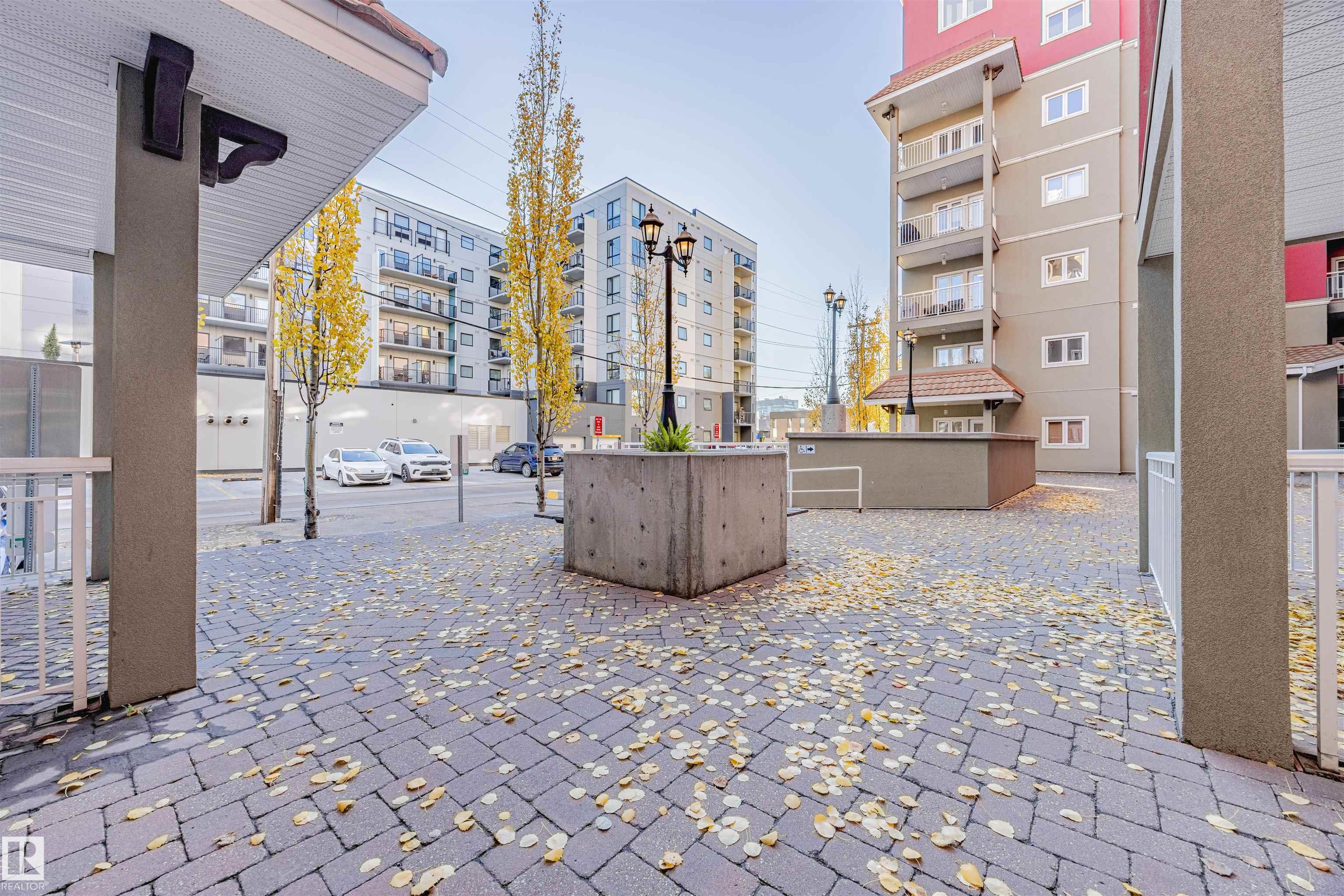 Photo 27 at 609 - 10333 112 Street NW, Wîhkwêntôwin, Edmonton