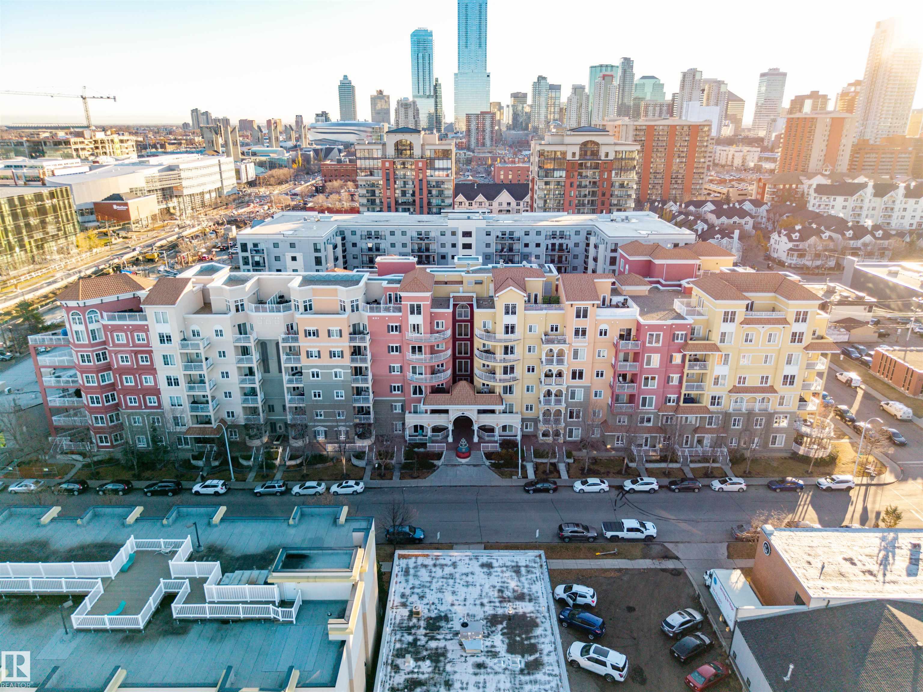 Photo 30 at 609 - 10333 112 Street NW, Wîhkwêntôwin, Edmonton